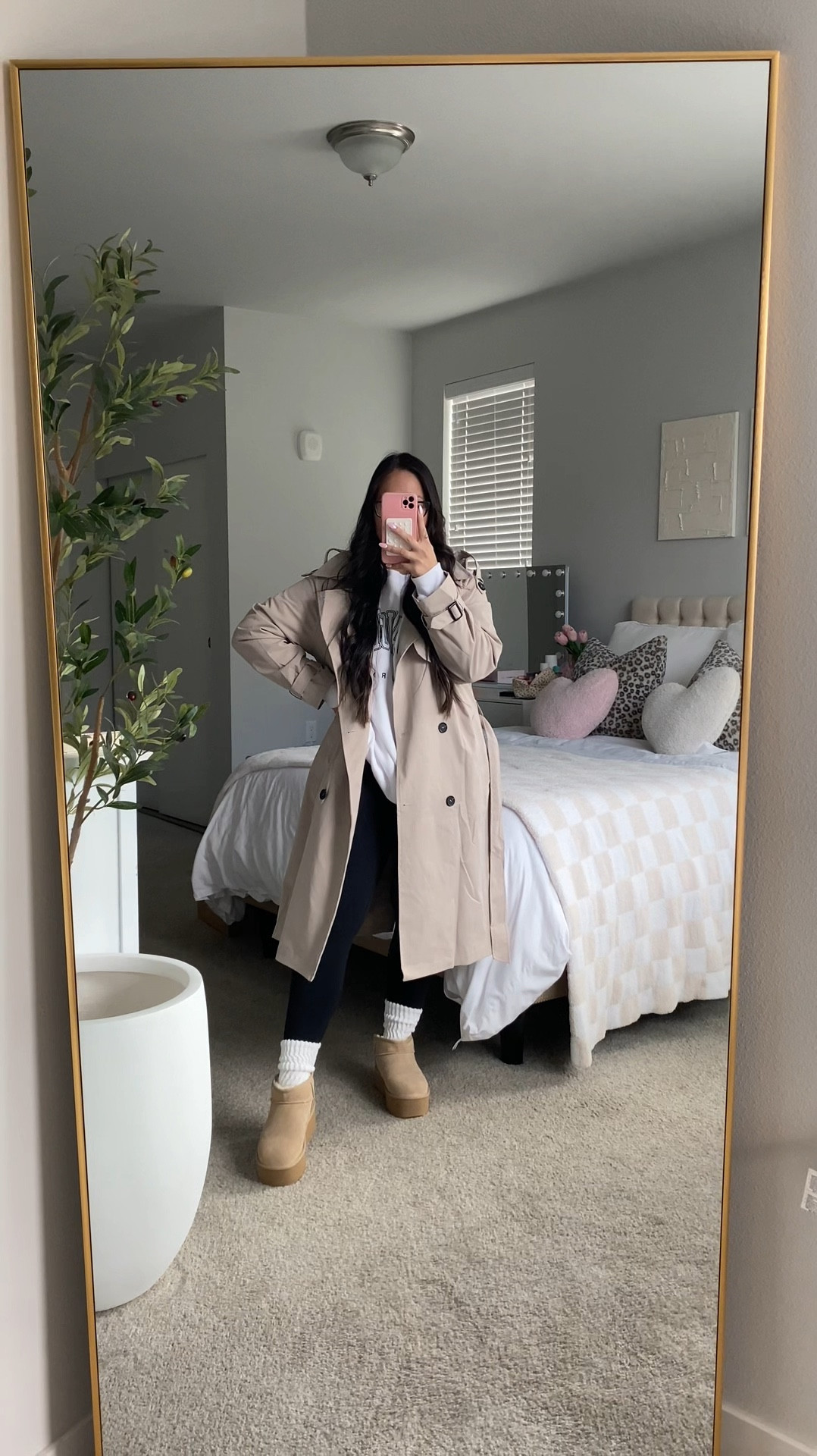 Trench coat is currently on sale

#LTKSaleAlert #LTKFallSale #LTKVideo