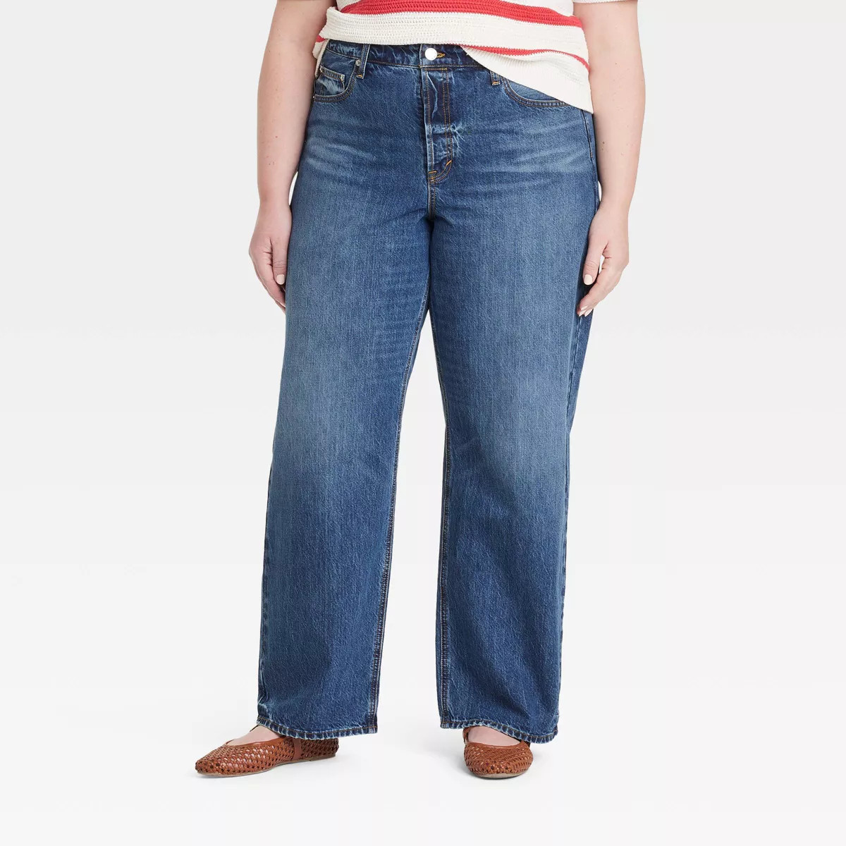 Women's Mid-Rise 90's Baggy Jeans - Universal Thread™ Vintage Light Wash 24: Heavyweight Denim,... | Target