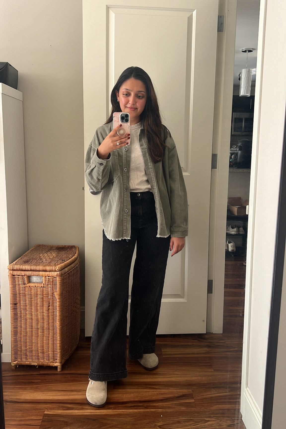 An easy fall outfit! 

#LTKStyleTip #LTKSeasonal #LTKFindsUnder100