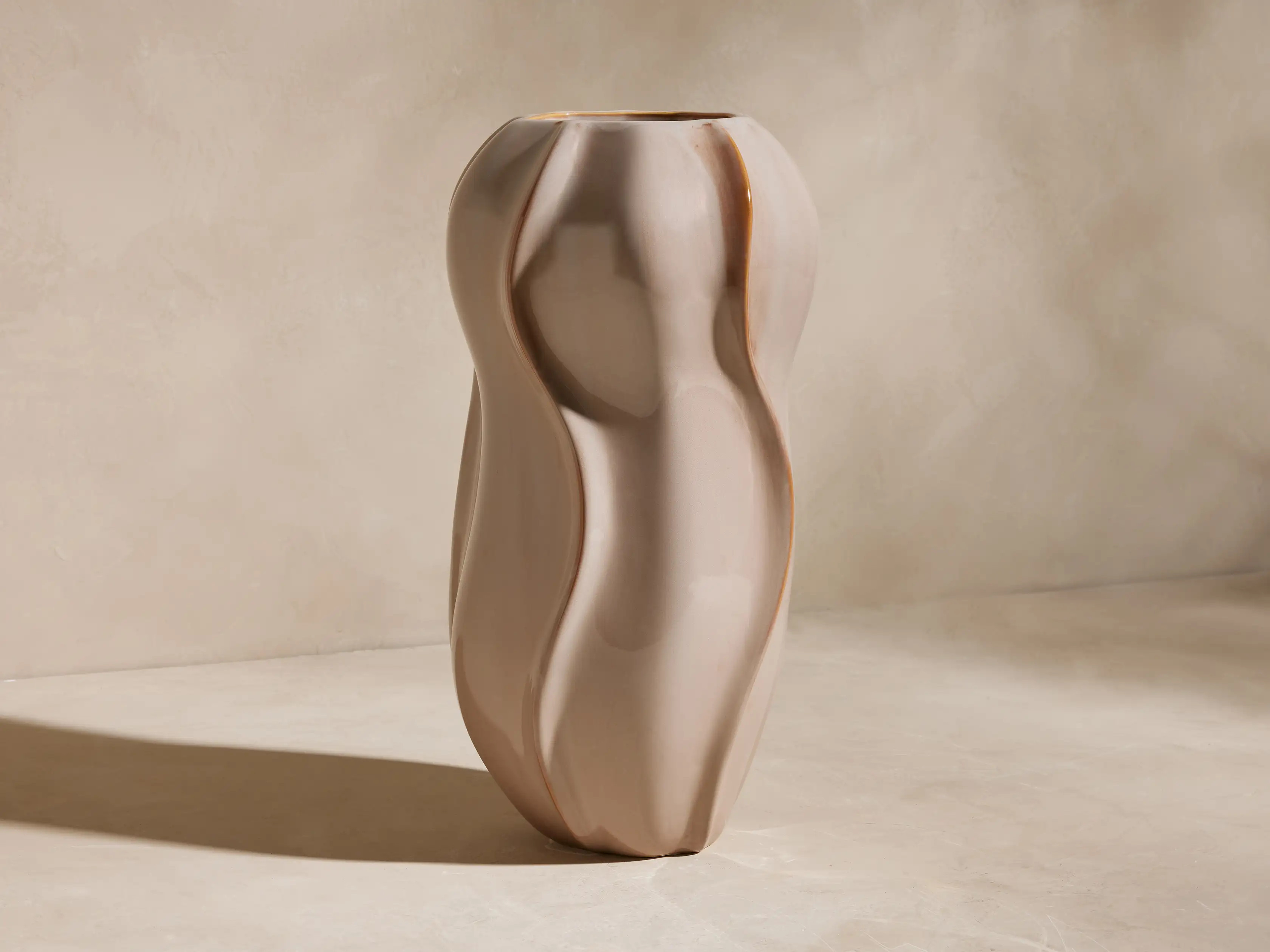 Eva Large Seedpod Vase | Arhaus