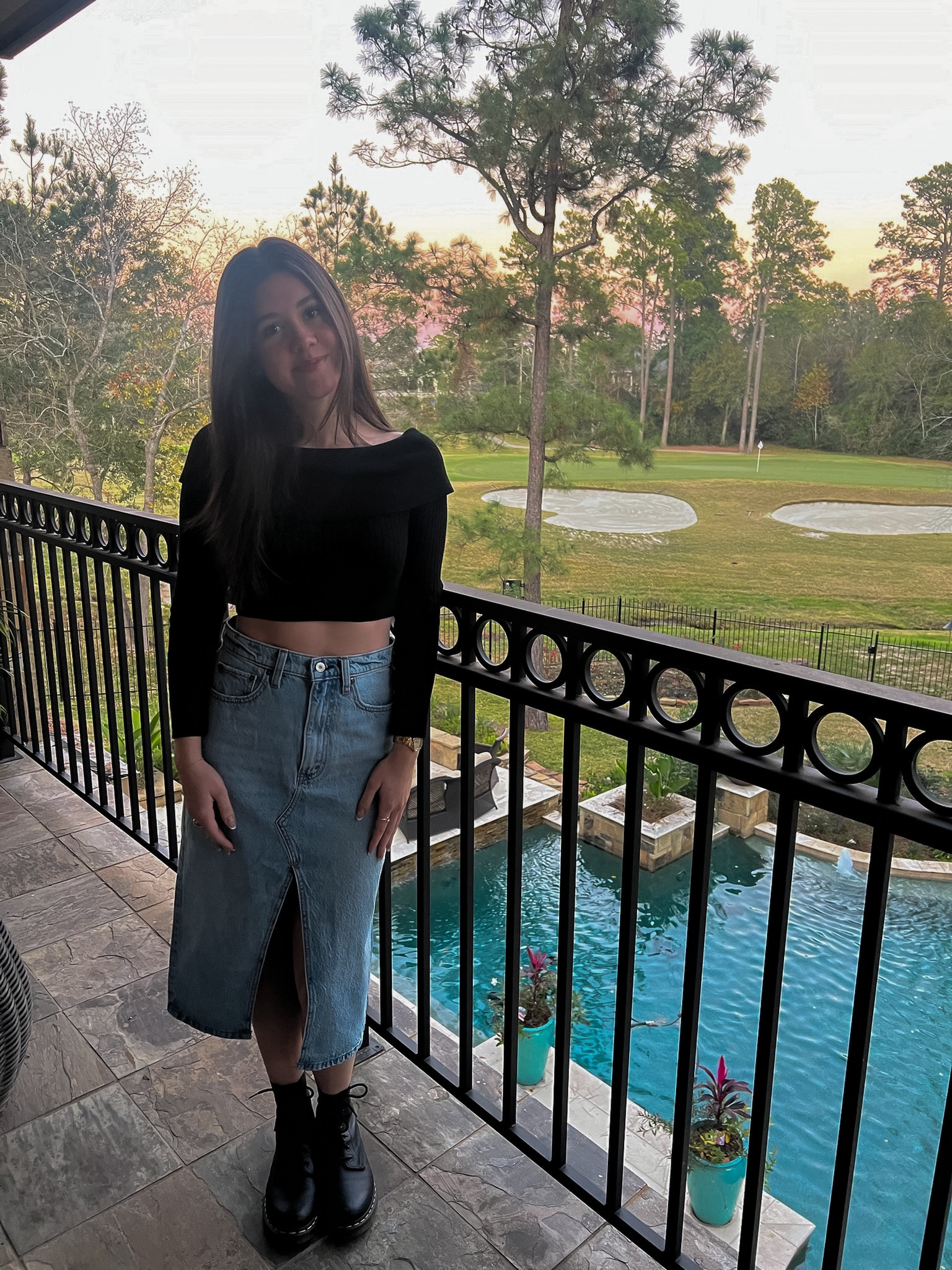 I love love LOVE this Abercrombie denim skirt! It fits so well and is a perfect transitional piece into spring and summer! The top is originally from Target but not sold anymore but I’ve linked some similar items.

#LTKsalealert #LTKfindsunder50 

#LTKSeasonal