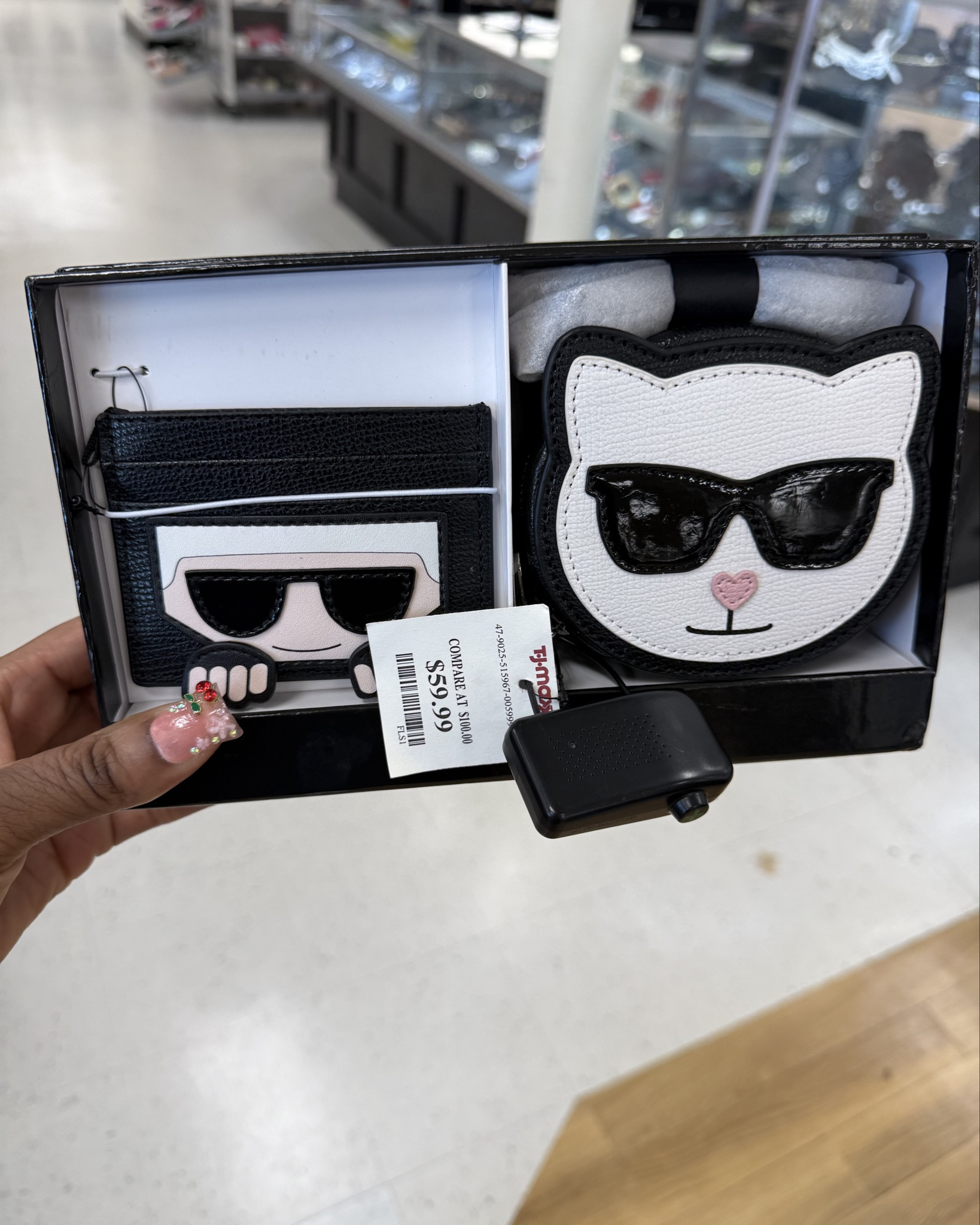 I love starting the new year with a new wallet. Here are some of my favorite affordable finds. 💕

#LTKFindsUnder50 #LTKFindsUnder100