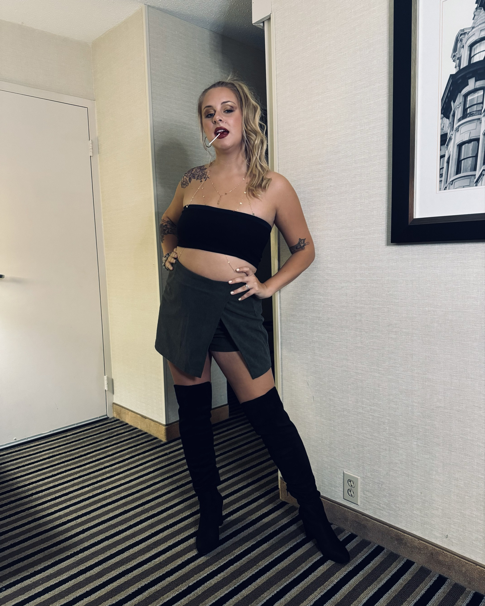 A fit for a night of influencing out on the town in Boston 🖤 #HalaraStyle #messymama #fitcheck#momstyle #NightOut 

#LTKParties #LTKMidsize #LTKSeasonal