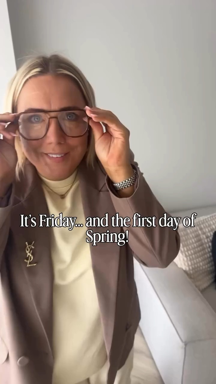POV: It’s Friday and you’re running on caffeine, vibes & delusion… but the outfit is still giving Spring energy!🌼✨

Spring fit: Lemon coord, blazer thrown on like I’ve got my life together… New Balance because, reality! Blazer is old from New look.

Co-ord Primark - not online! 

Y

Go enjoy your life this weekend. You’ve earned it.✨✨✨

#fridayfitcheck #positivenergy #everydaystyle #realoutfits #confidenceboost