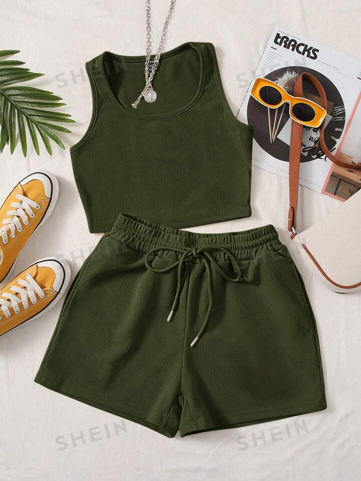 SHEIN EZwear Plus Solid Tank Top & Drawstring Waist Shorts | SHEIN