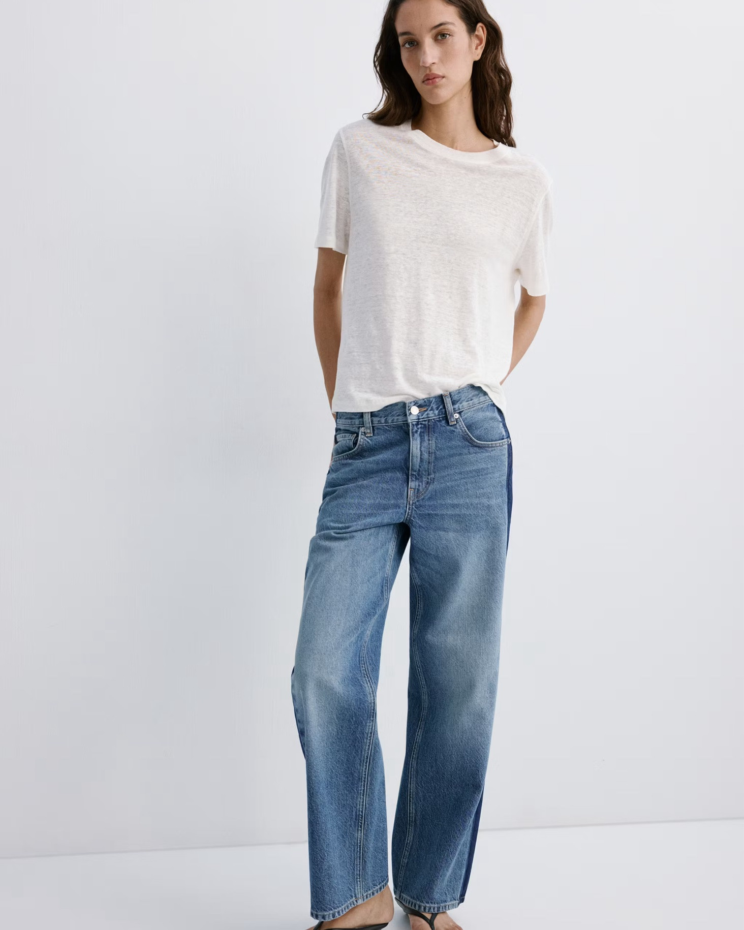 LOW-RISE STRAIGHT-LEG JEANS WITH CONTRAST STRIPE

#LTKMidsize #LTKSaleAlert #LTKU