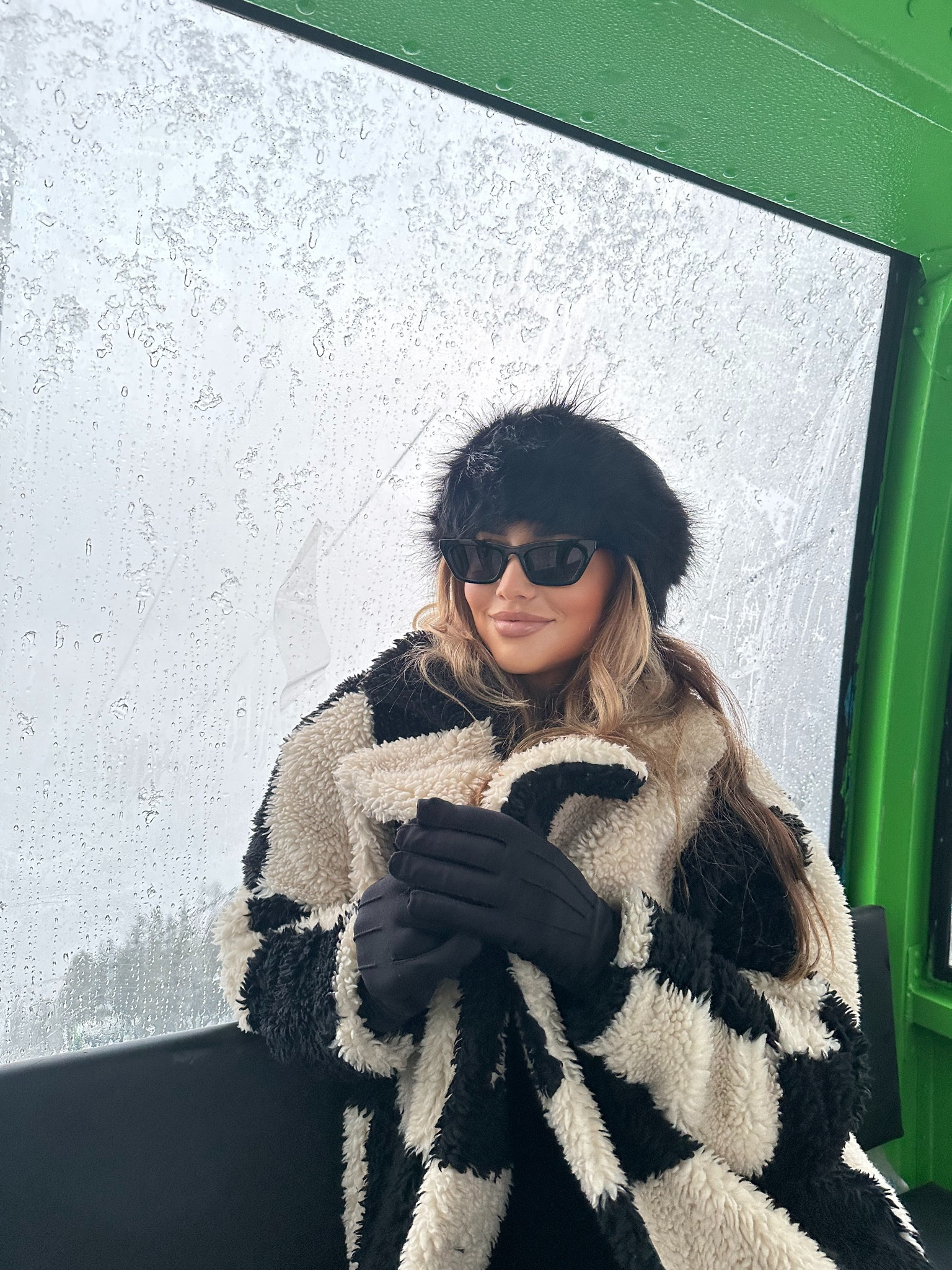 Winter cruella 

#LTKCon #LTKSeasonal #LTKNYFW