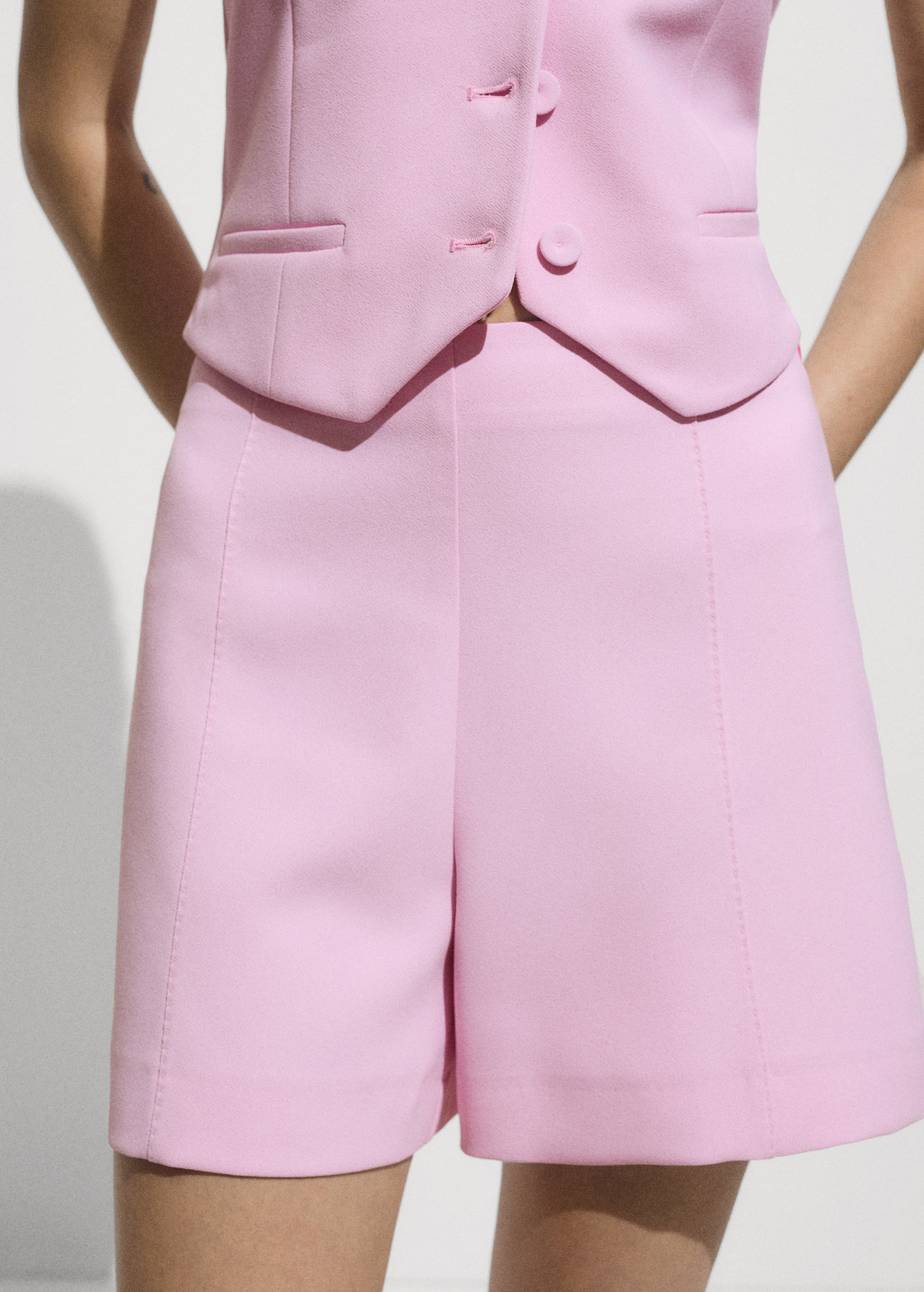 Rechte mid-rise shorts - Dames | MANGO Nederland | Mango EU