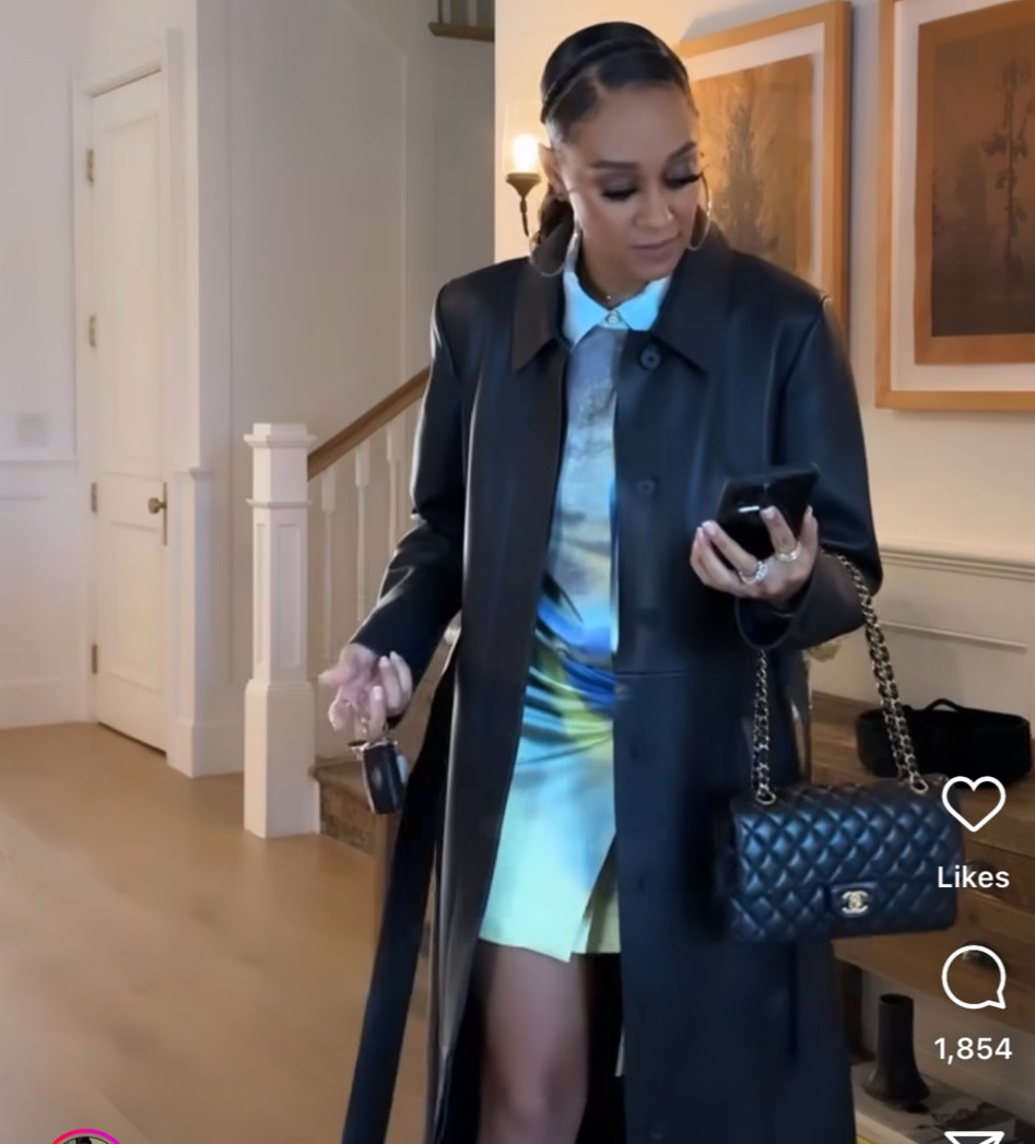 Tia Mowry in Simkhai