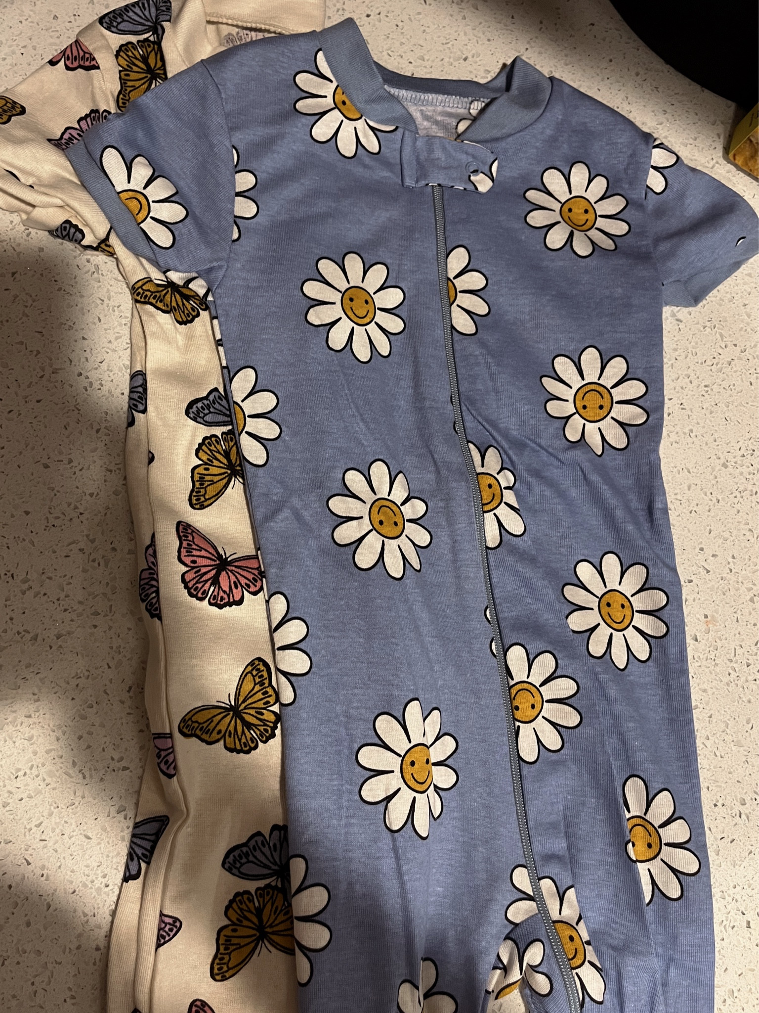 WALMART Summer Jammies !! 😴
$8 EACH!!!! Avery has outgrown a ton of her PJ’s and now it’s starting to get warm out!! Love the shirtsleeve and love the zipper!!! 

#LTKKids #LTKBump #LTKBaby