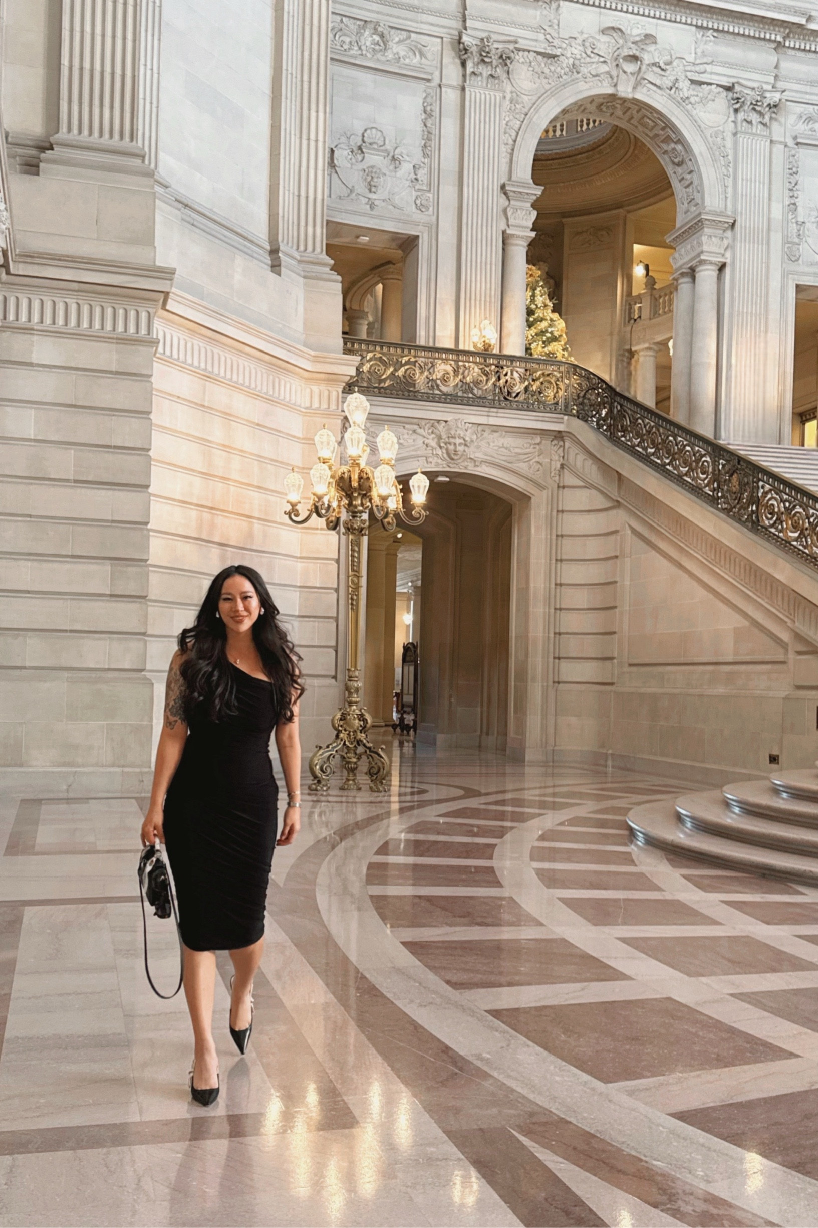 Just a little black dress 🖤

#LTKwedding #LTKparties #LTKstyletip