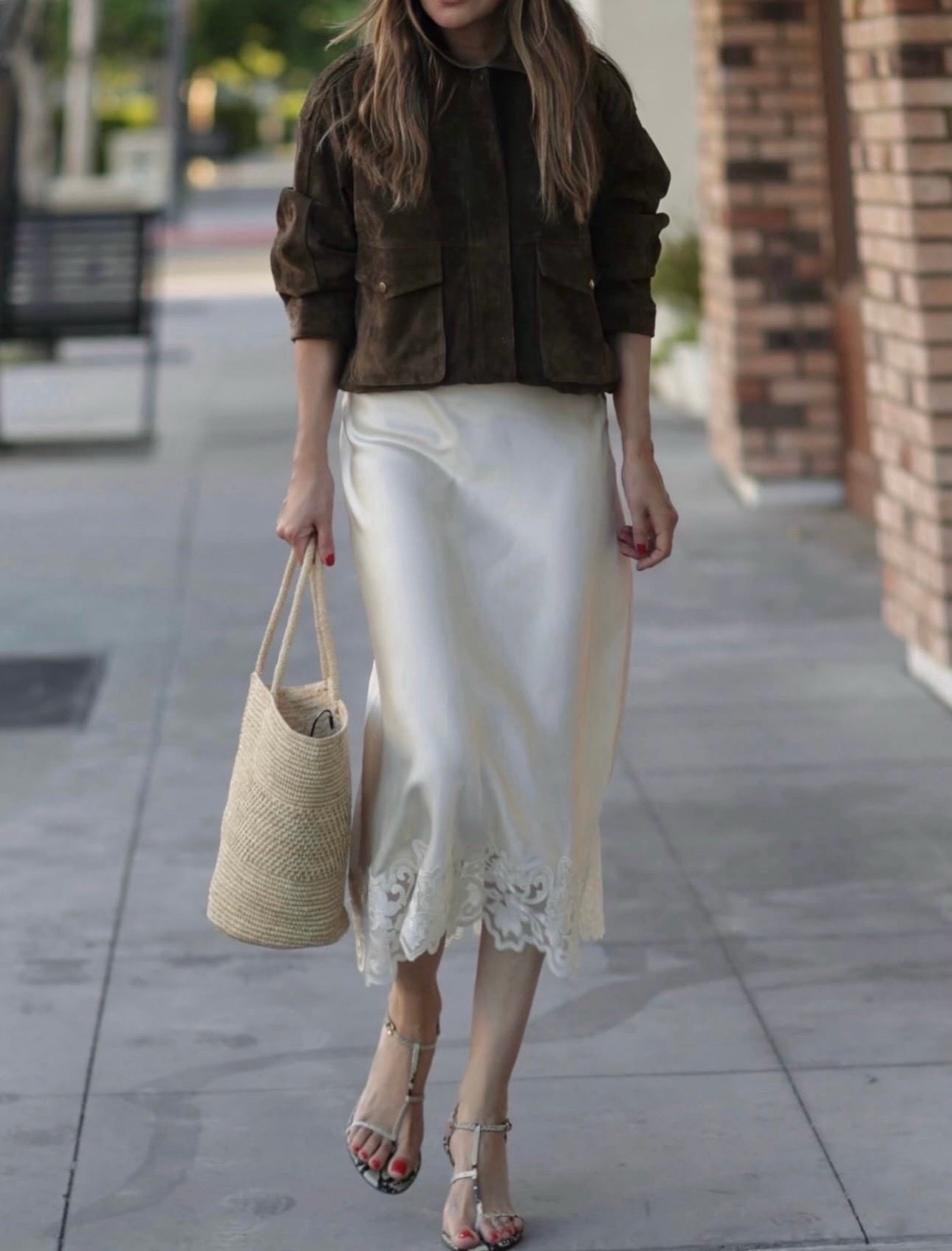 
Spring outfits  chic spring style elevated basics capsule wardrobe staples modern feminine fashion 

#LTKgrwm #LTKSeasonal #LTKootd