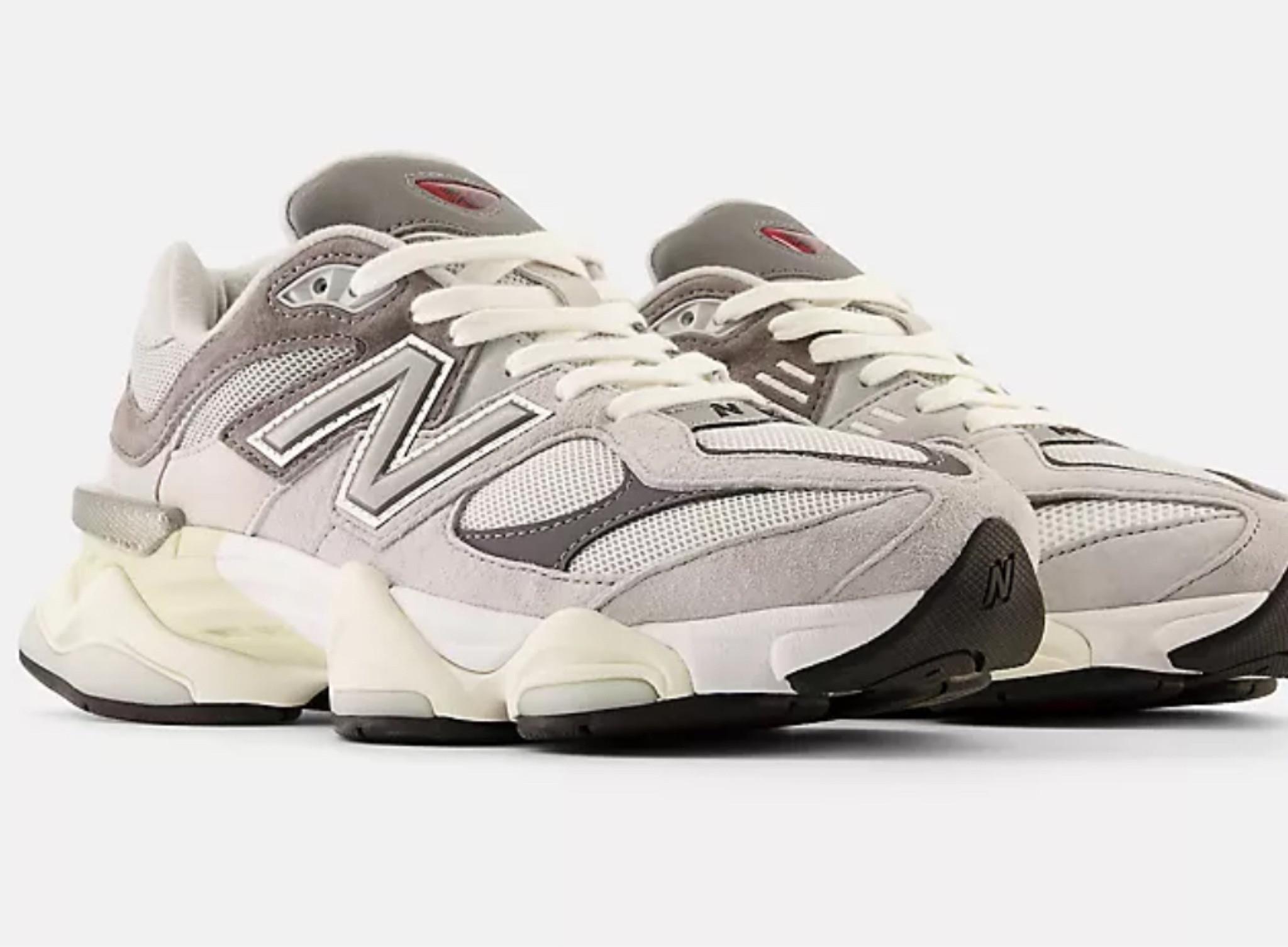 True to size new balance 9060

#LTKSeasonal #LTKMostLoved #LTKGiftGuide