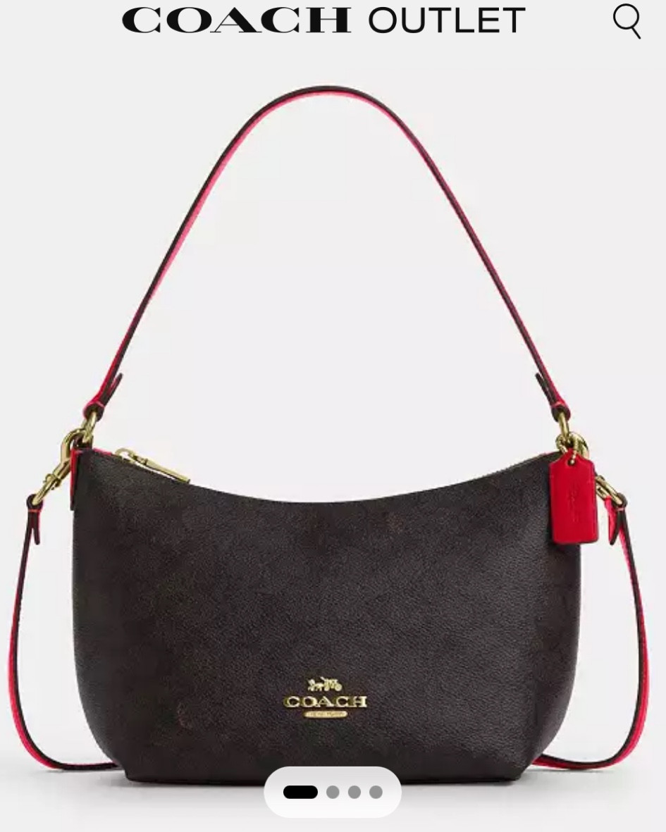 Zip top shoulder coach bag $430 reduced to $120!! #coach 

#LTKcanada #LTKbag #LTKstyletip