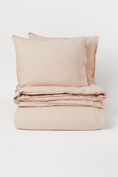 King/queen duvet cover set in washed, woven linen fabric with double-stitched edges. Duvet cover ... | H&M (US)
