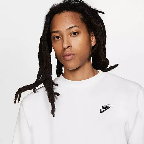Nike Men's Sportswear Club Crewneck Sweatshirt | Dick's Sporting Goods | Dick's Sporting Goods
