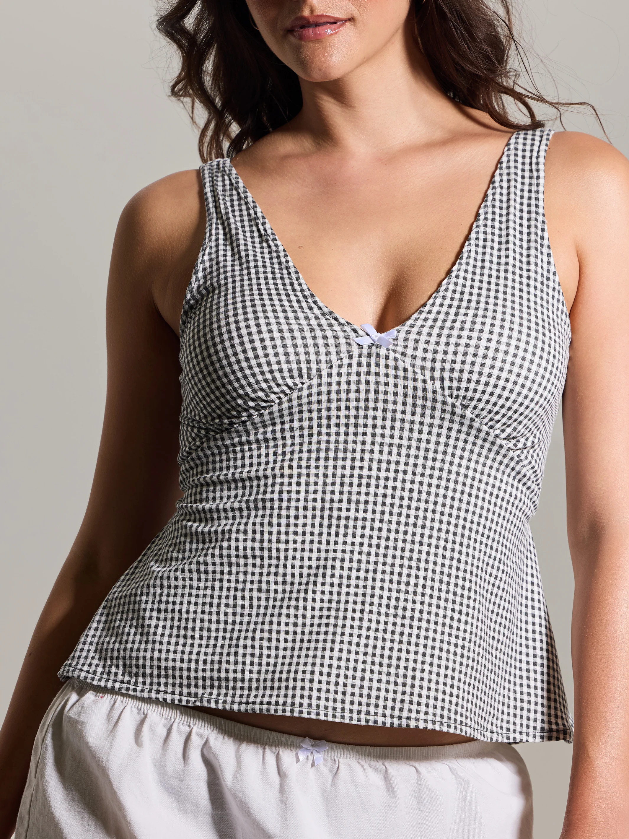 V-Neck Tank | Klassy