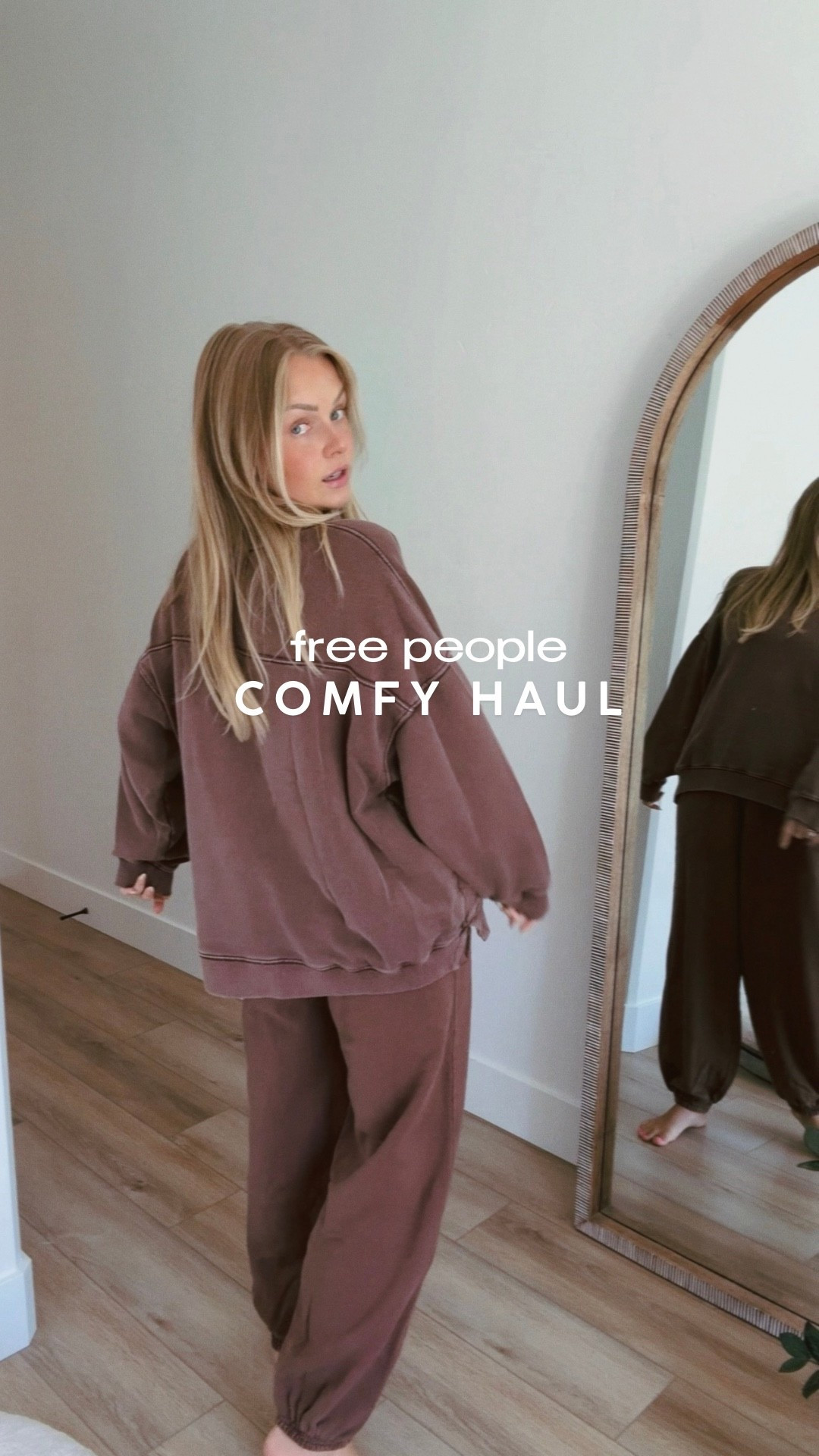 large in sports bra (should have done medium)
small in open back top
large in brown crewneck
medium in brown sweats
large in hoodie