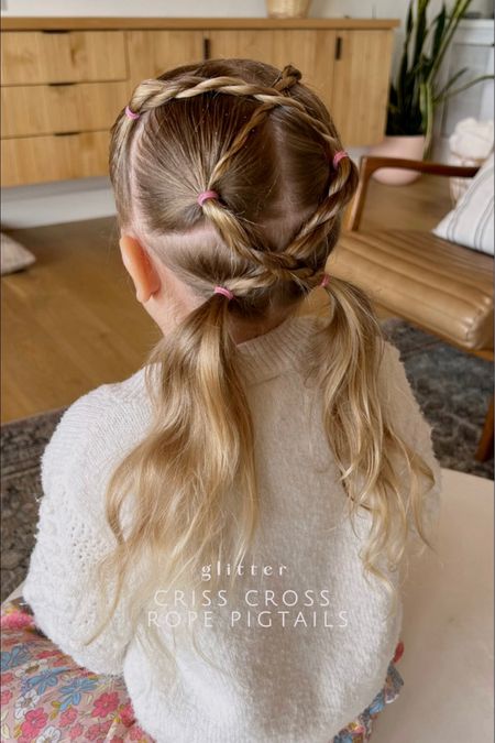 Everything we used in Lucy’s criss cross rope twist pigtails including the glitter hair spray ✨