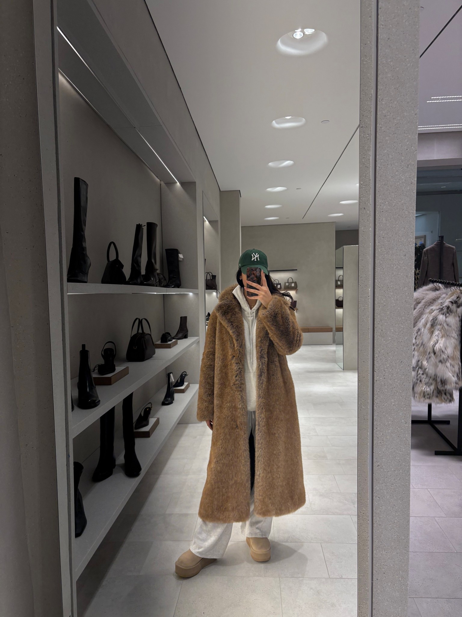 Comfy winter fit ❄️

#LTKgrwm #LTKHoliday #LTKGiftGuide