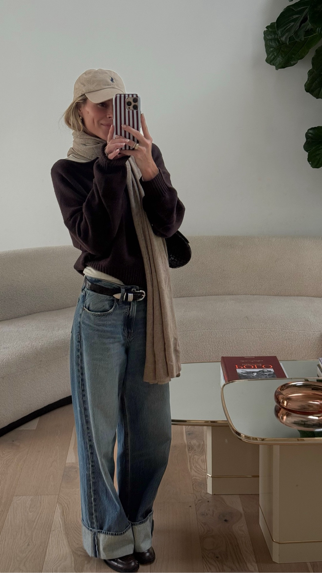 me just over here dreaming of fall layers🤎

#LTKootd #LTKdayinmylife #LTKgrwm