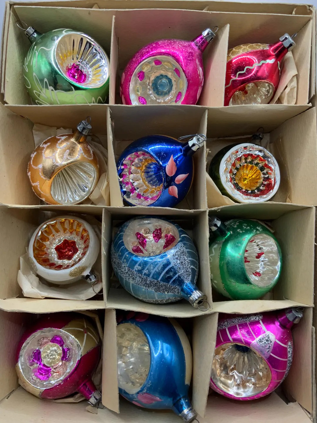 Vintage Christmas Ornaments - Etsy | Etsy (US)