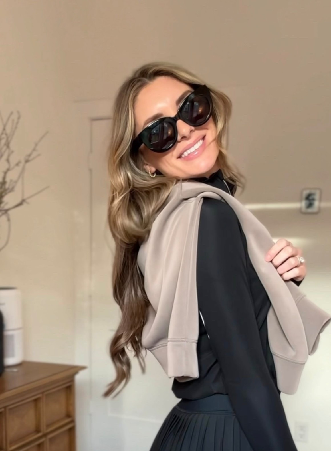 Anea Hill Sunglasses linked 🖤

#LTKGiftGuide #LTKmomlife