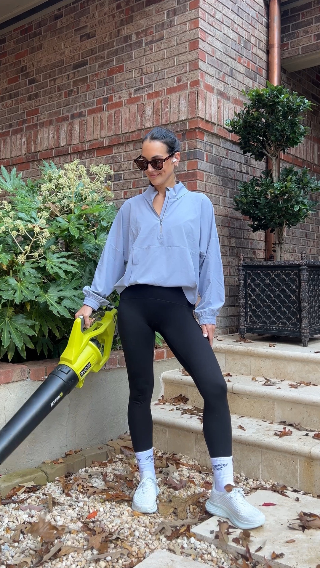 Leaf blowing but ✨cute✨
code: KATHLEENXSPANX

#LTKActive