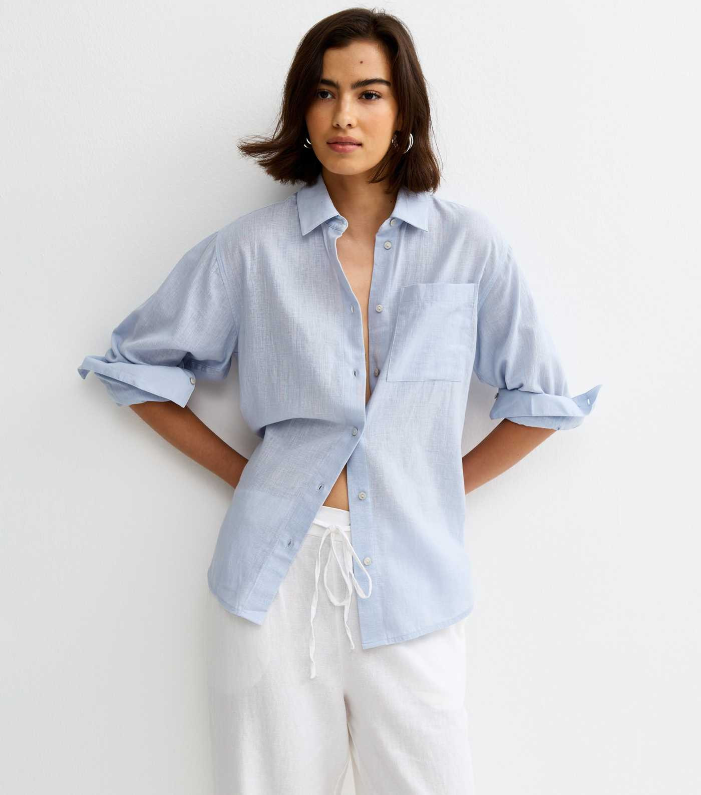 Blue Chambray Relaxed Long Sleeve Shirt | New Look | New Look (UK)