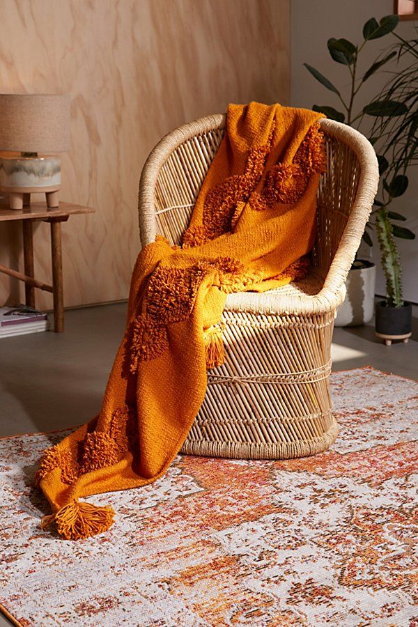 Rosie Tufted Throw Blanket - Gold at Urban Outfitters | Urban Outfitters (US and RoW)