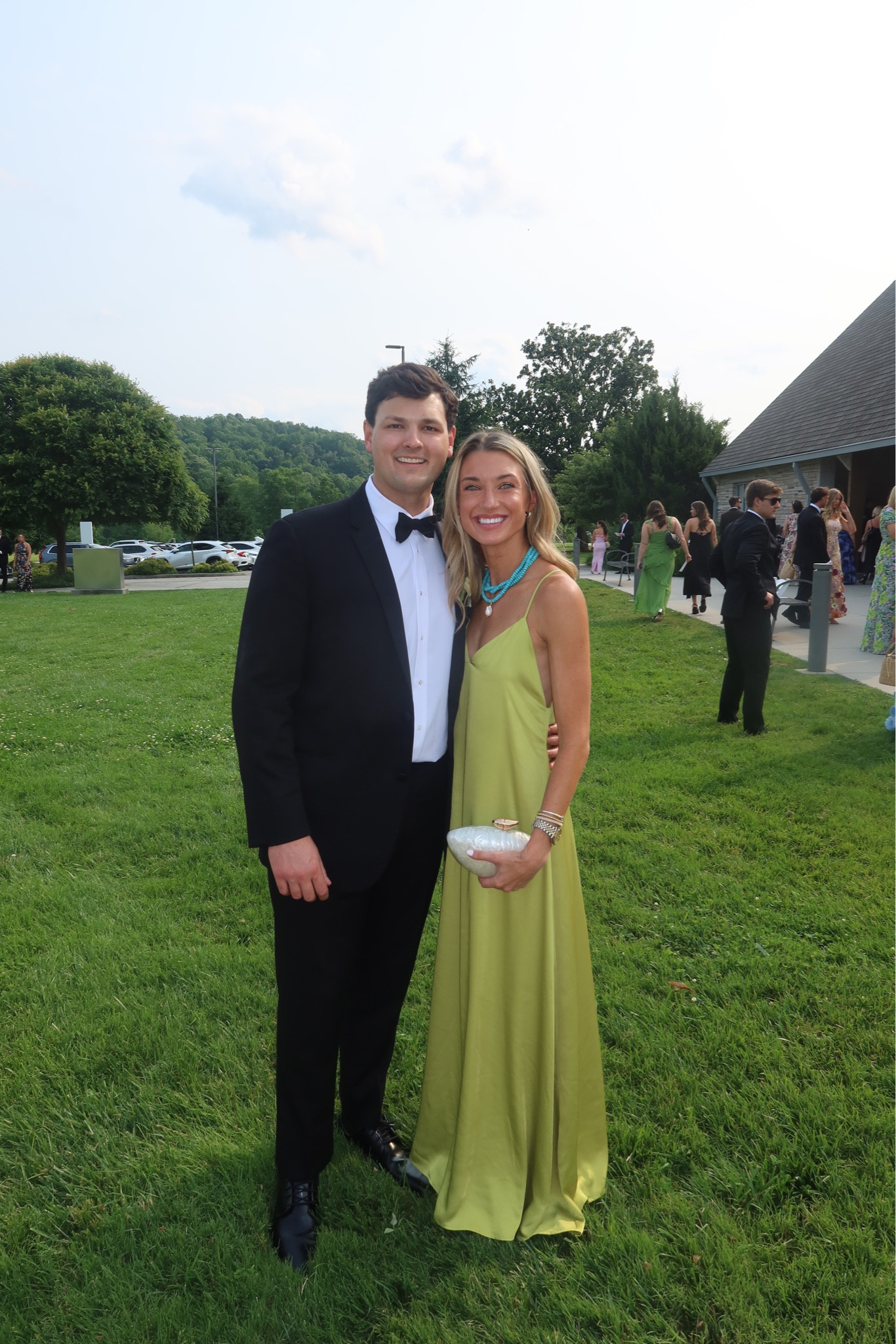 dress is from meshki but outta stock so linking some other wedding guest ones 💅

#LTKSummerEdit #LTKWedding