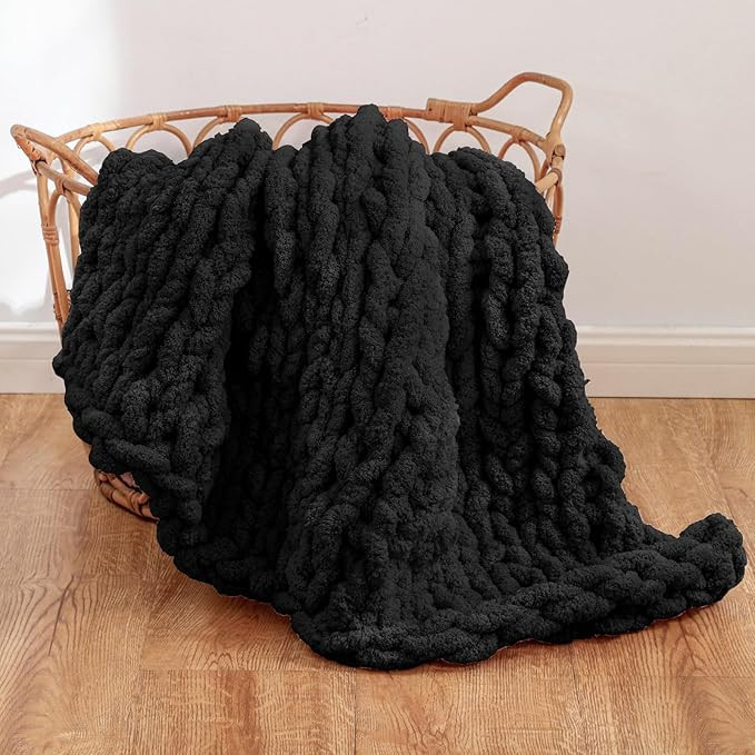 WESHIONGOO Chunky Knit Blanket Throw for Couch Bed 40"*40" Black | 100% Handmade Knitted Throw Bl... | Amazon (US)