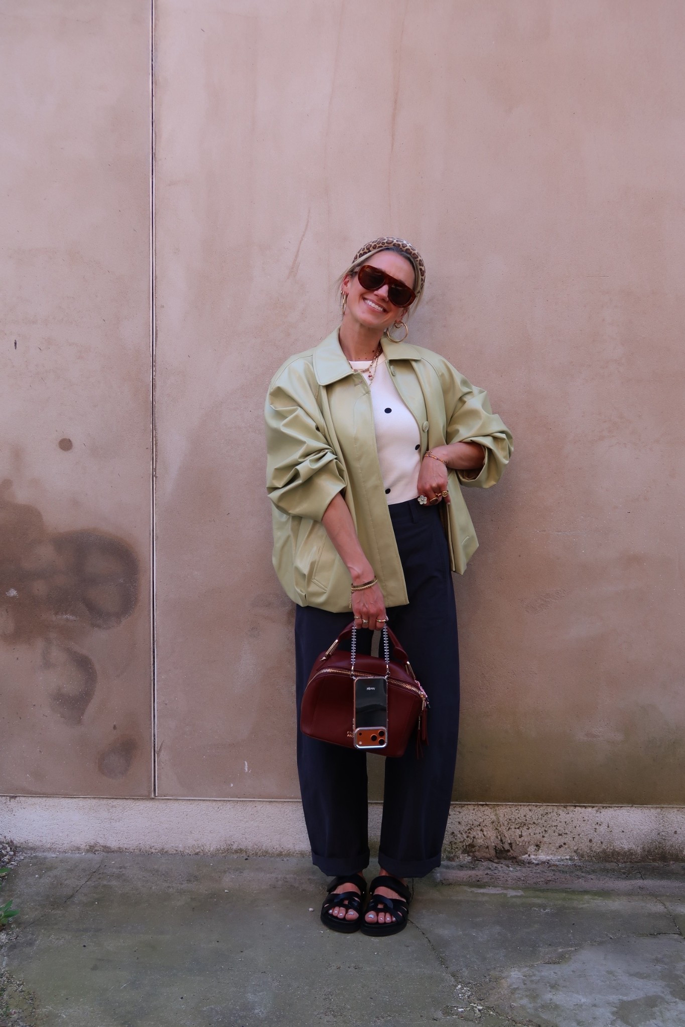 My love for this Tu Clothing jacket! Paired with my Uniqlo barrel leg trousers 



#LTKsummer #LTKspring #LTKuk