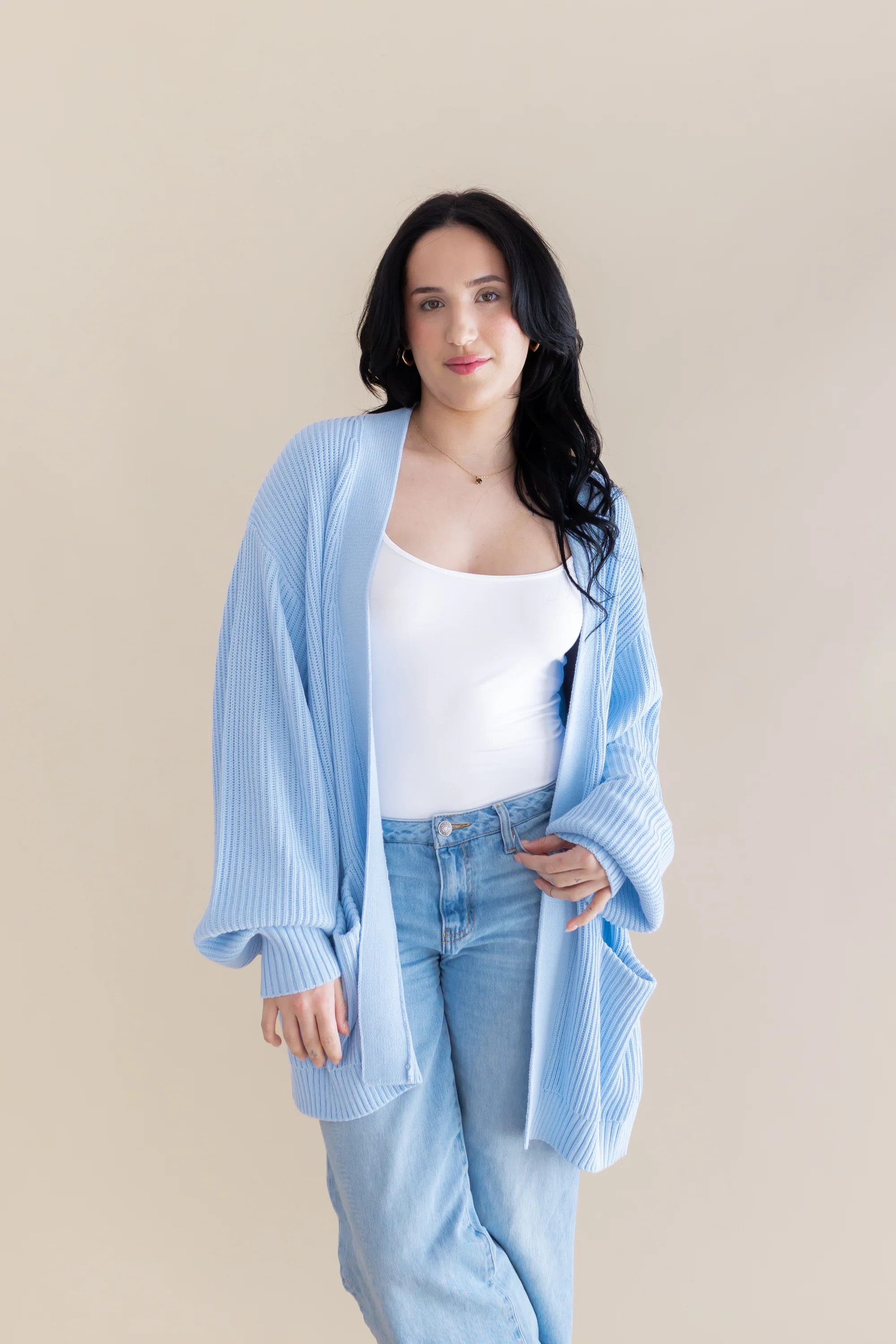 Chunky Knit Women's Oversized Cardigan in Breeze | Kyte Living