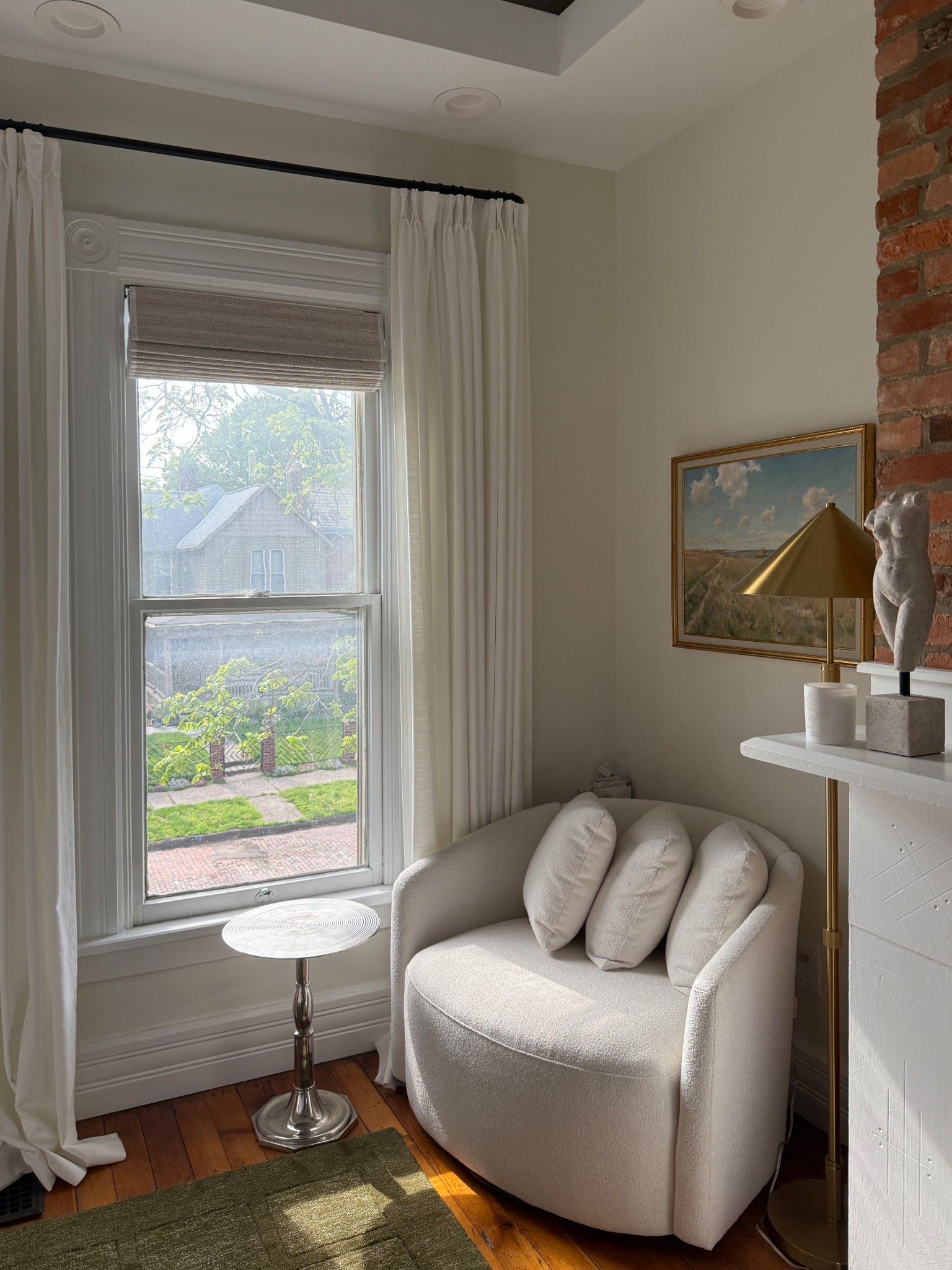 Custom Bamboo Roman shades and you can get 25% off with my code CAMILLEP 🥰

#LTKSaleAlert #LTKFamily #LTKHome