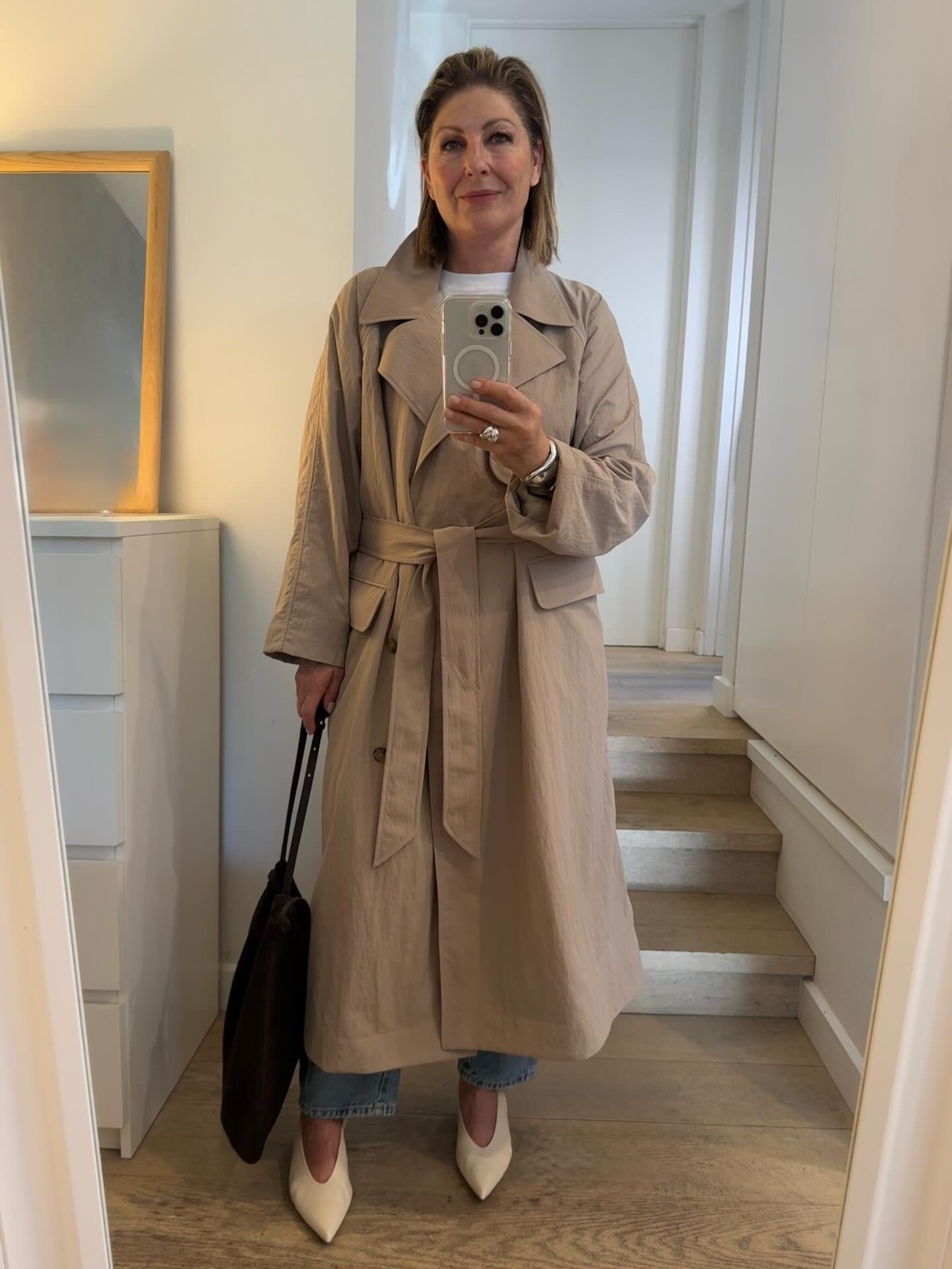 .

This fabulous everyday trench @lululemonausnz is the best; knew I had to have it ! 

What’s to love ?
The cool longer length ✔️
a chic oversized shape ✔️
a slouchy relaxed cut✔️
And this colour ? Totally versatile ✔️
(It’s called wacky khaki 😜)
 it’s machine washable ✔️ yes please!
Best of all ?! it’s on sale ✔️✔️

Plus it’s perfect for travel as it has natural crinkly fabric, which means you can throw it on and instantly look fabulous and chic (without worrying about finding an iron!)( how good is that ?!).

I’m wearing trench in large, crop white tee in size 14 and the daydrift pants in large. 


#LTKaustralia #LTKover50style #LTKstyletip