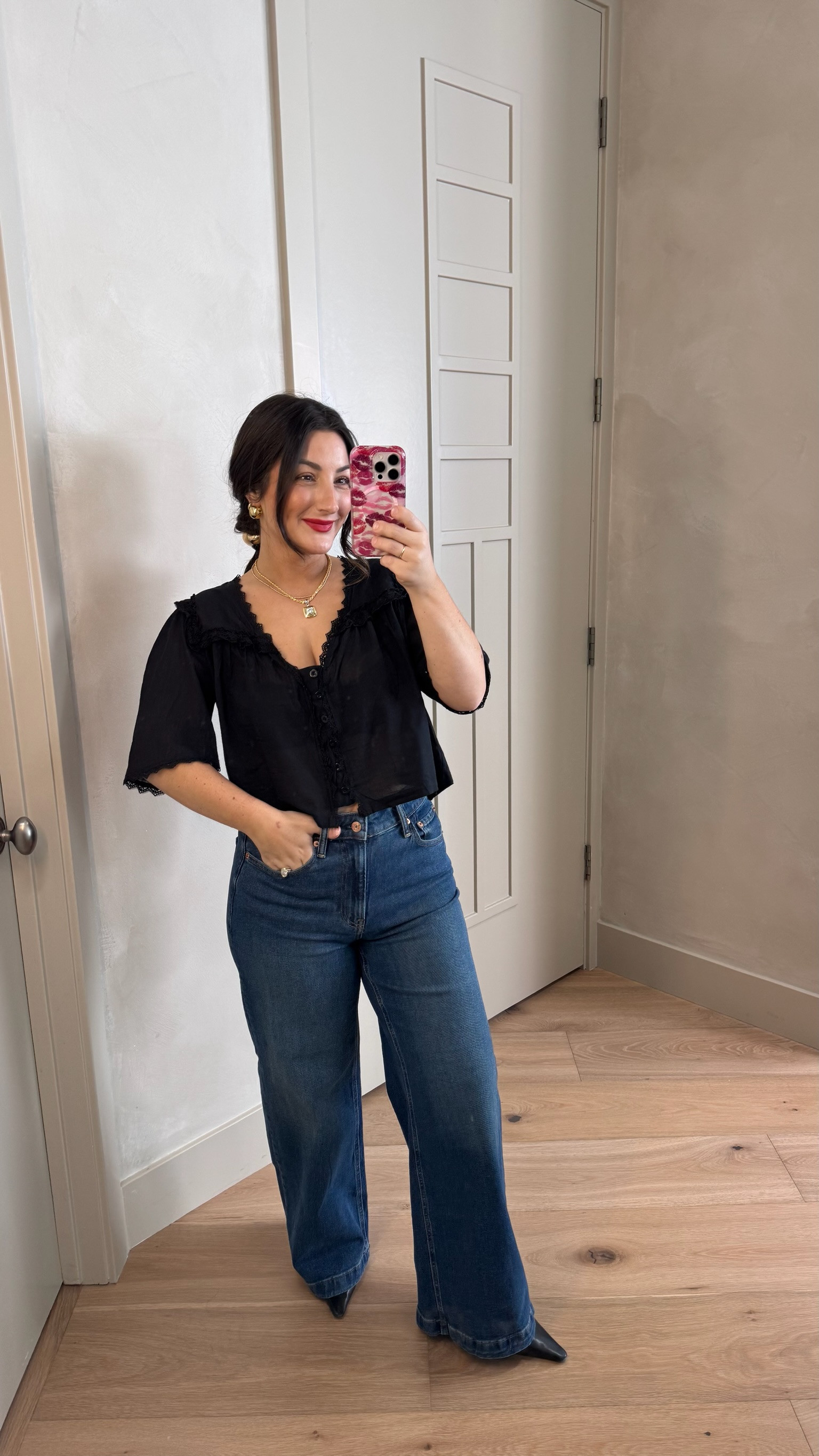 Chic outfit! Cropped top size small, High rise denim size 27 petite 

5'0" 140lbs
Petite friendly

#LTKdayinmylife #LTKootd #LTKPetite
