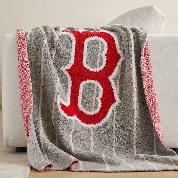 MLB\u2122New York Yankees\u2122 Fuzzy Throw | Pottery Barn Teen