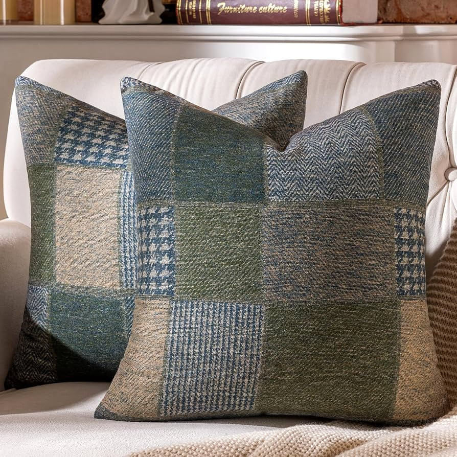 AmHoo Set of 2 Throw Pillow Covers Woolen Patchwork Checkered Farmhouse Decorative Square Pillows... | Amazon (US)