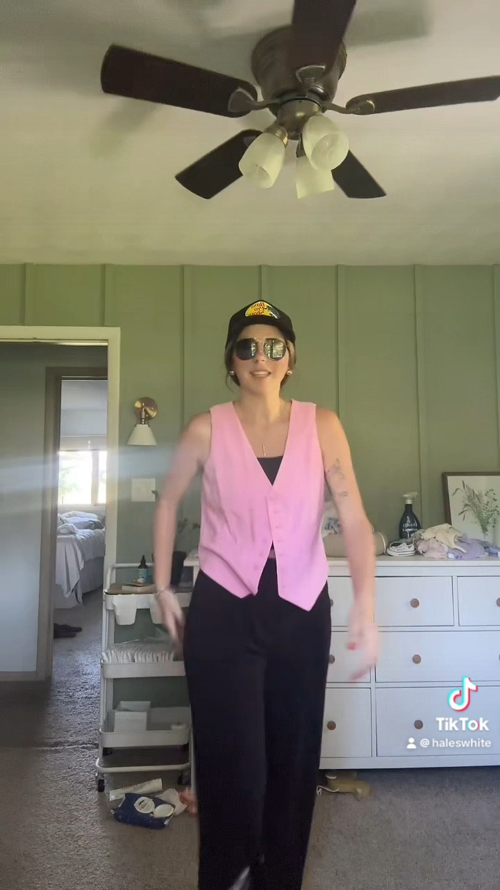 Comfy quick fit

#LTKWorkwear #LTKFindsUnder50 #LTKStyleTip