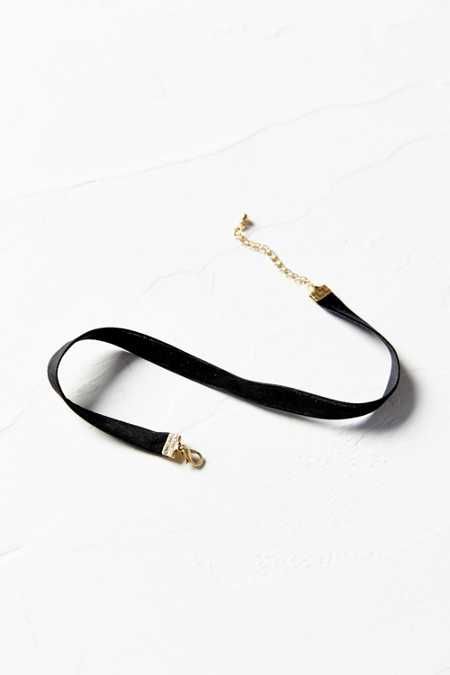Claire Velvet Choker Necklace | Urban Outfitters US