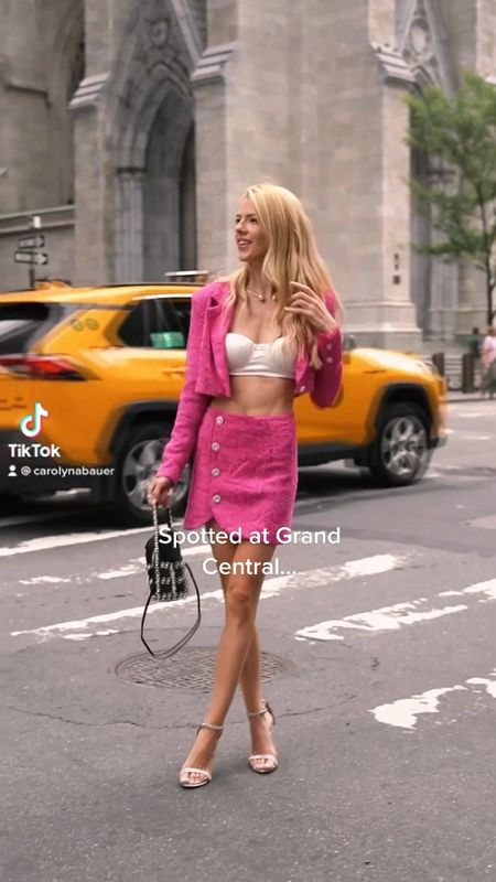 Gossip girl inspired outfit - pink set
Wearing XS in everything 


#LTKstyletip #LTKworkwear #LTKunder100