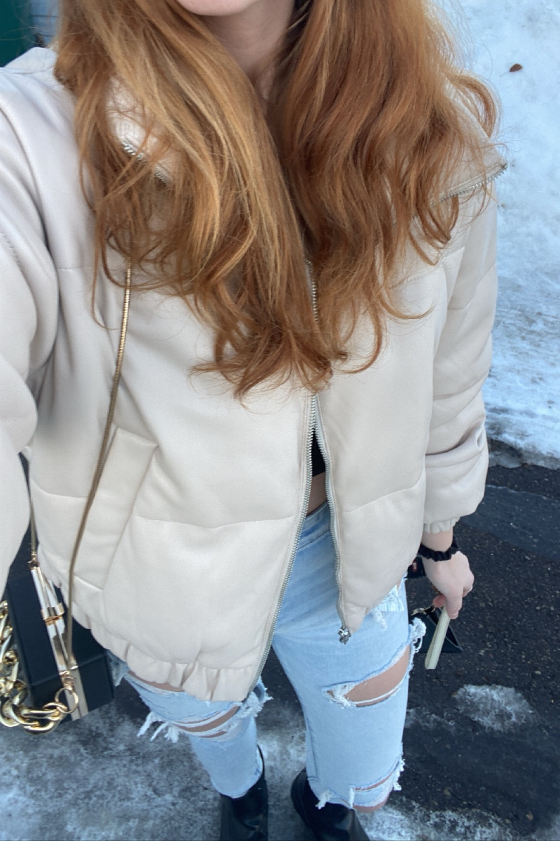 lightweight jacket perfect for warm winter temps /chilly spring with black accessories 

#LTKFind #LTKSeasonal #LTKstyletip