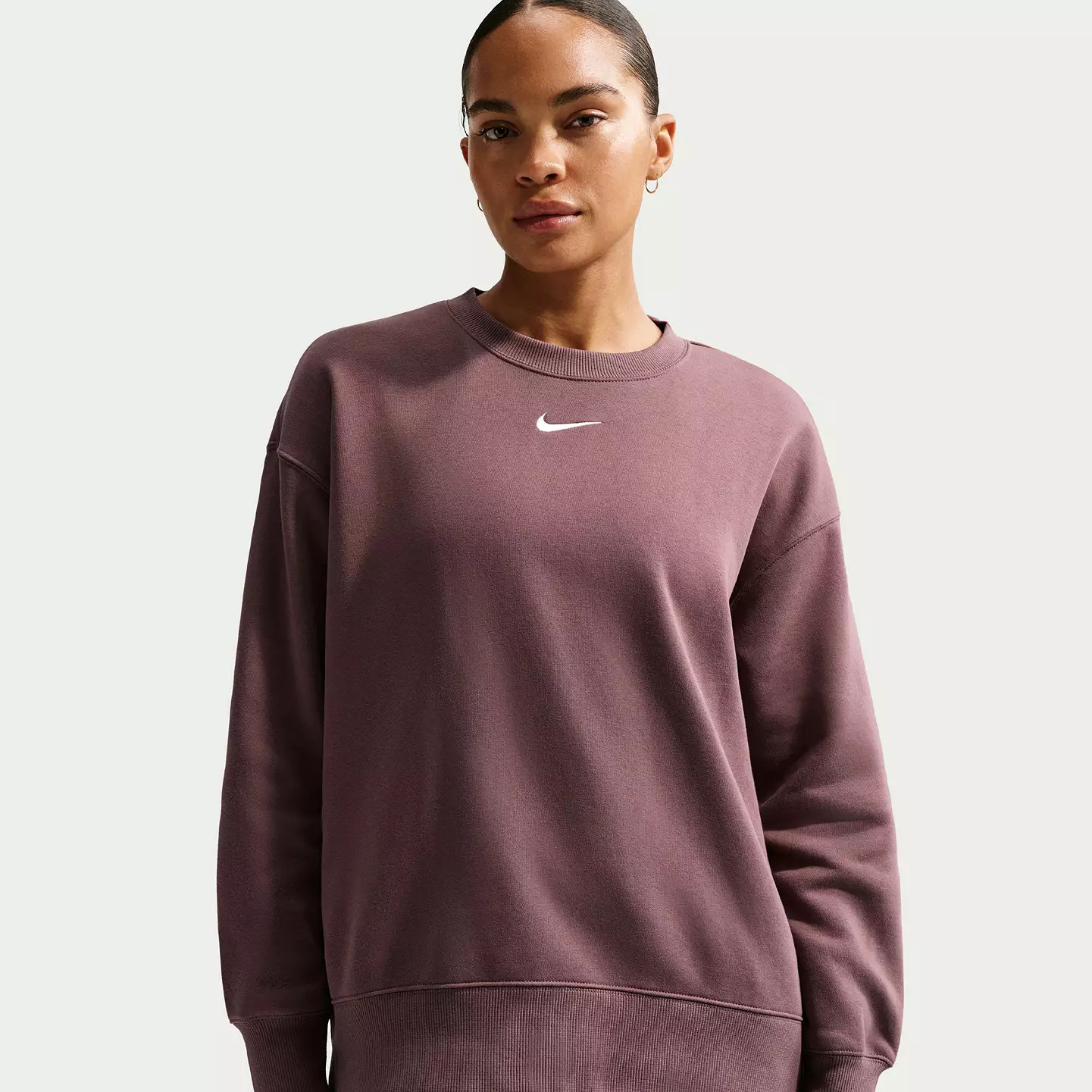 Nike Women's Sportswear Phoenix Fleece Oversized Crew-Neck Sweatshirt | DICK'S Sporting Goods