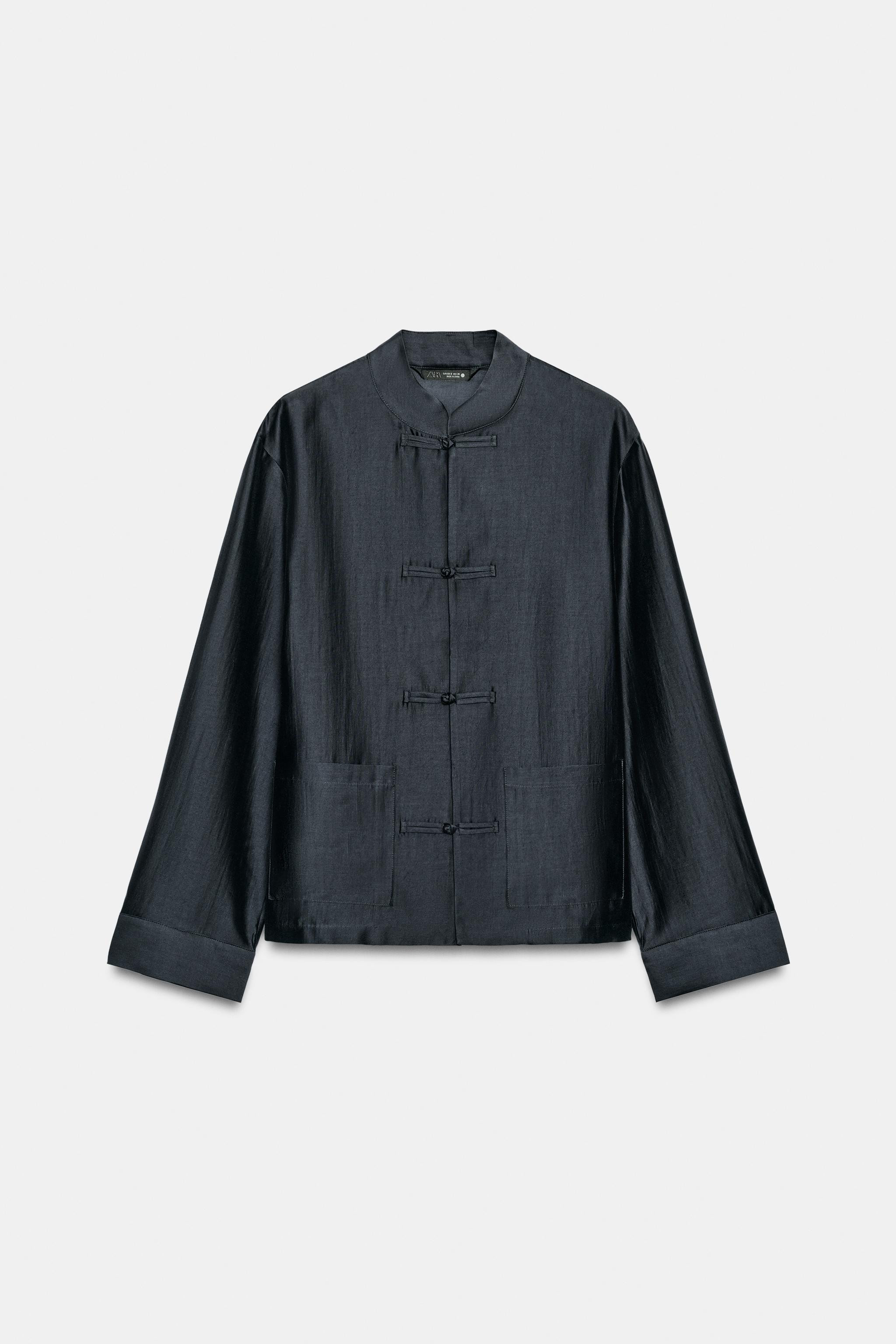 Model height: 180 cmZARA WOMAN COLLECTIONShirt made from a lyocell blend yarn. Featuring a round ... | Zara UK