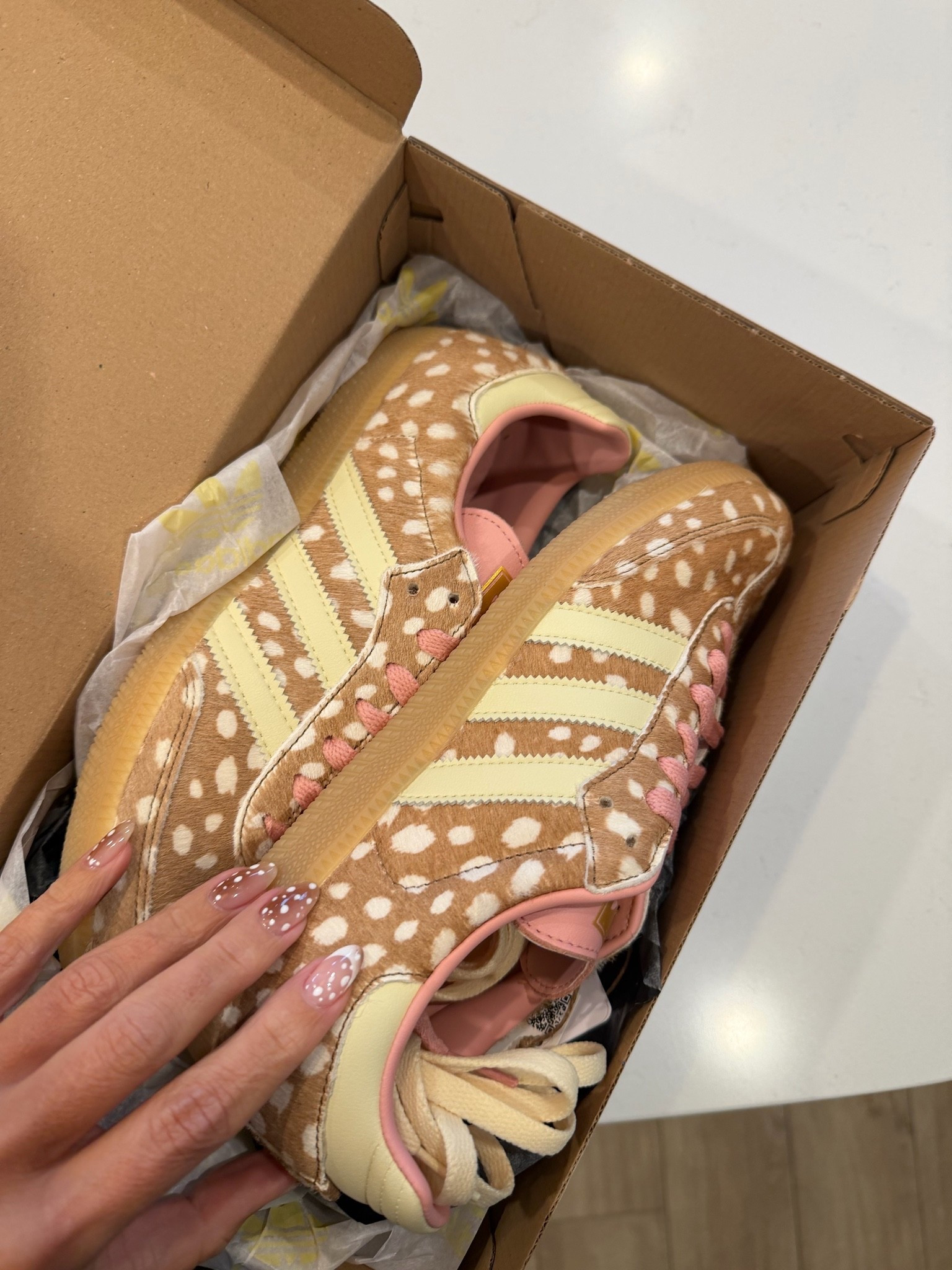 New sneakers! I’m obsessed with this pattern!

#LTKdayinmylife #LTKgrwm #LTKootd