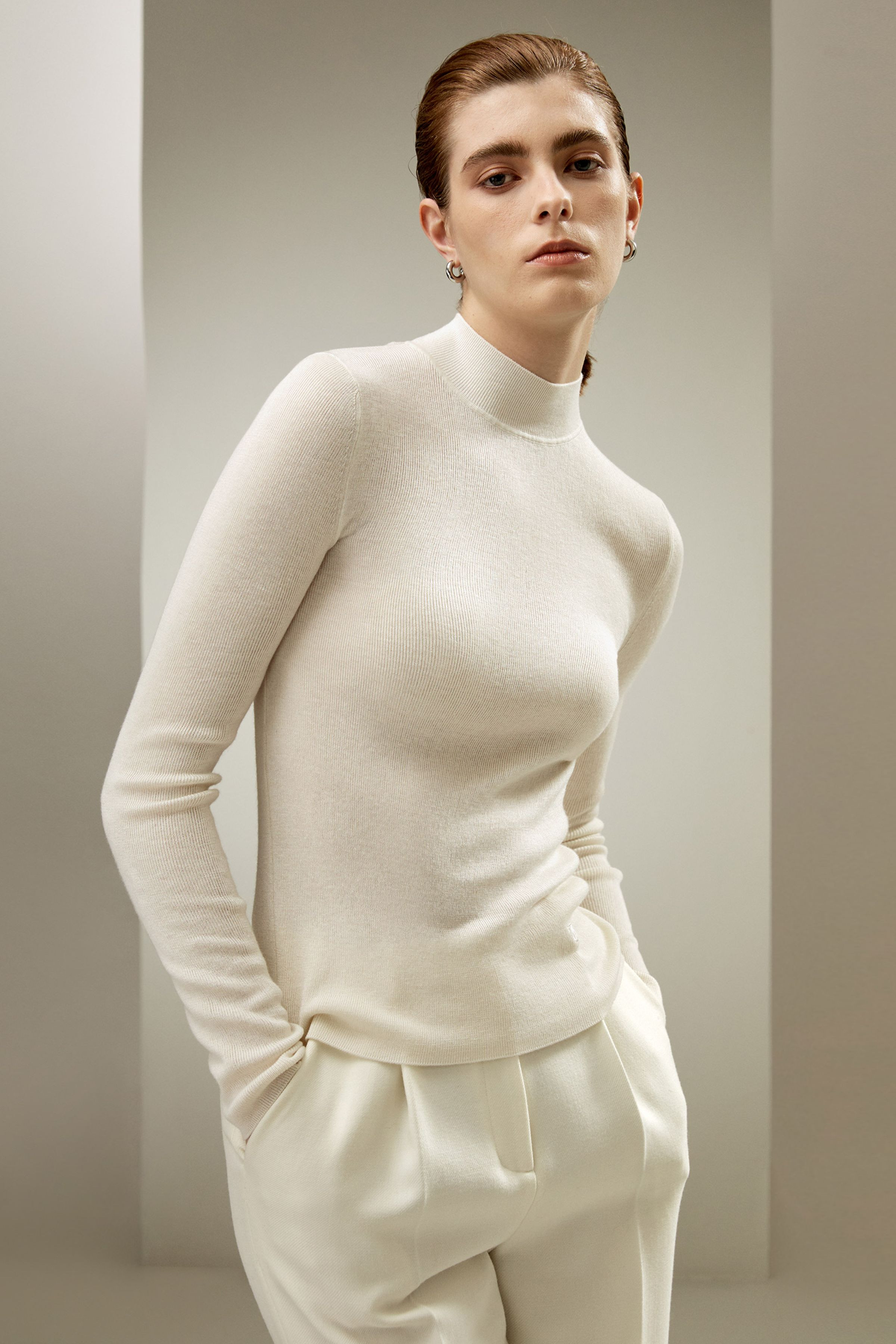 Essential Cashmere Blend Top | LilySilk