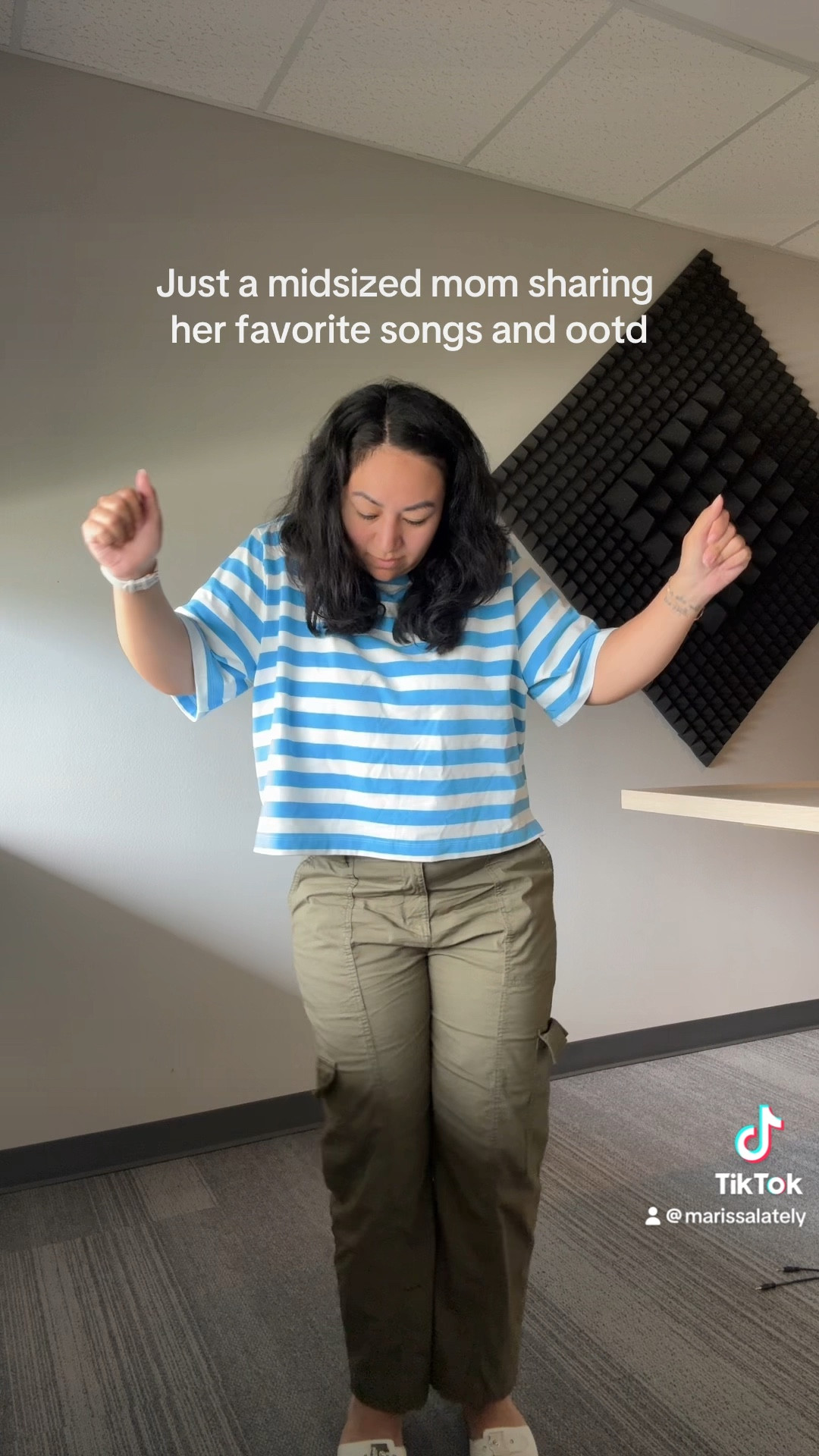 I woke up to a bad storm that knocked out our power for 12 hours. I grabbed this outfit and went to my mom’s to shower. lol

Summer outfit on the go, comfy outfit

#LTKMidsize #LTKFindsUnder50 #LTKVideo