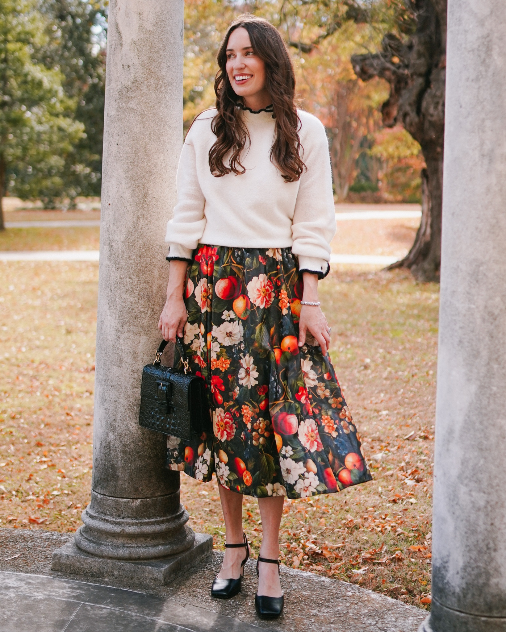 Fall / Thanksgiving outfit. 🧡 Family photo outfit, fall skirt, white sweater. Black heel.

Sezane ruffle sweater, Anthropologie leather skirt, Brahmin handbag, Bernardo black heels 

#LTKSeasonal #LTKHoliday #LTKootd