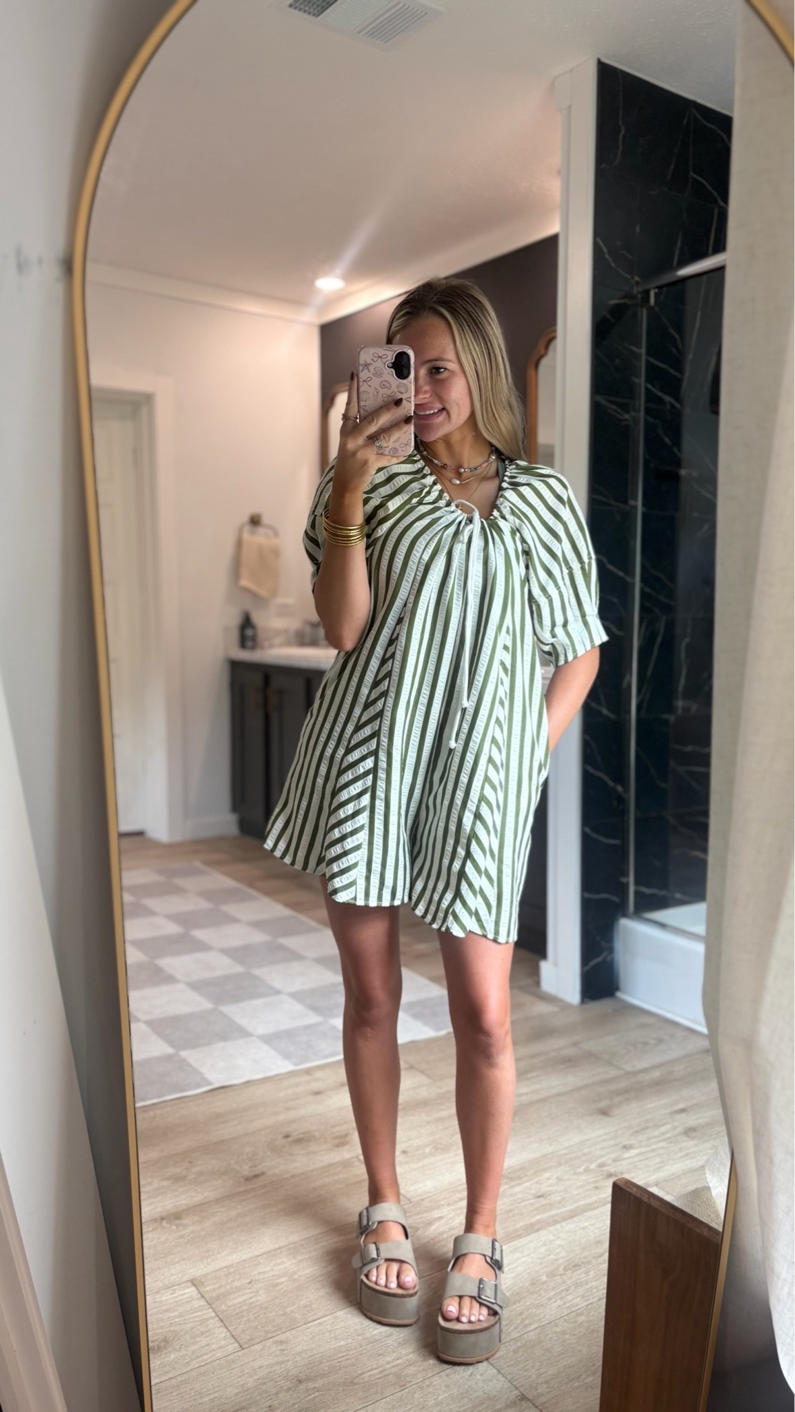 Obsessed with this romper! And it has pockets!

#LTKootd